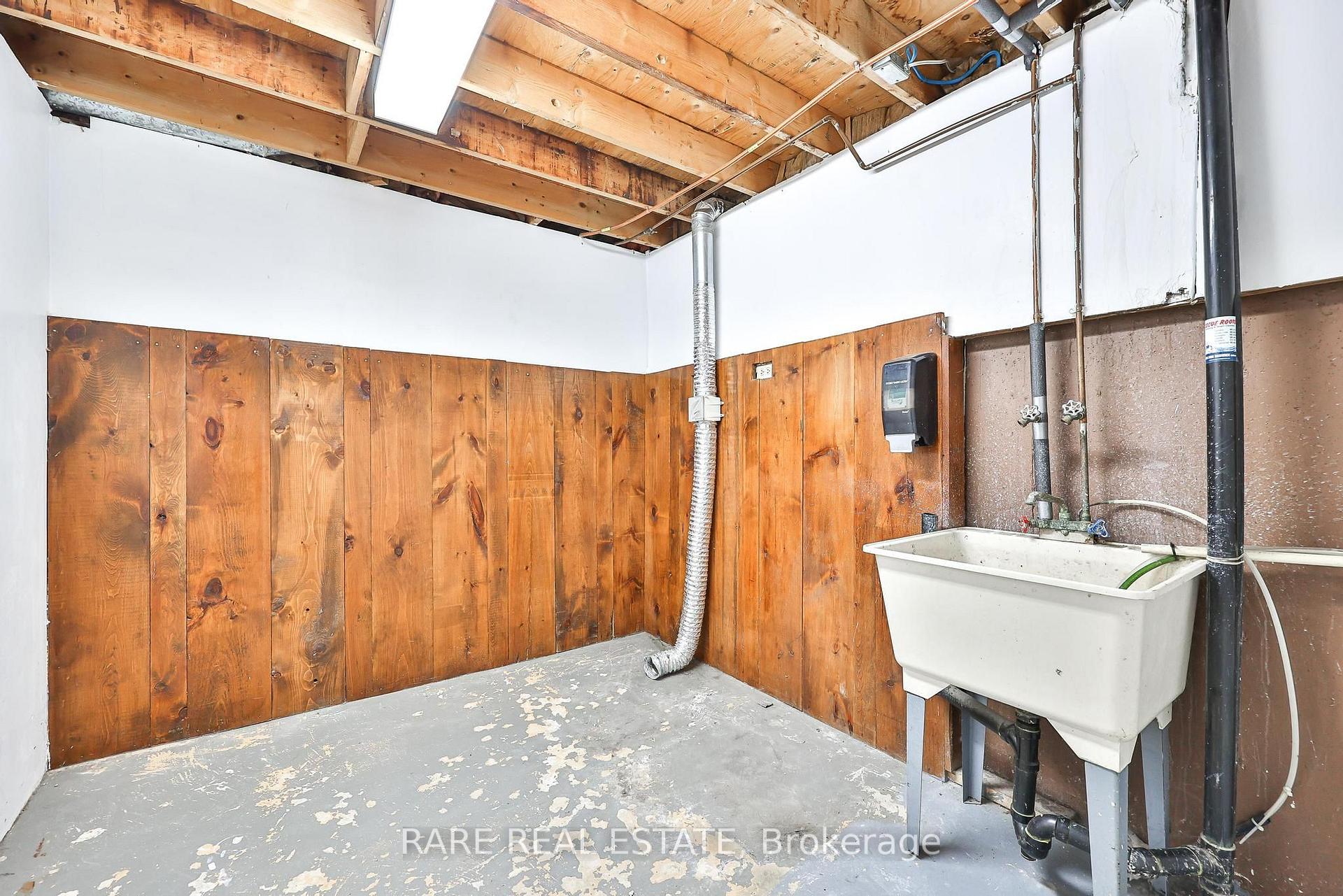 Photo 26 of 17 Glaceport Avenue, Hamilton, Dundas — HOMEH