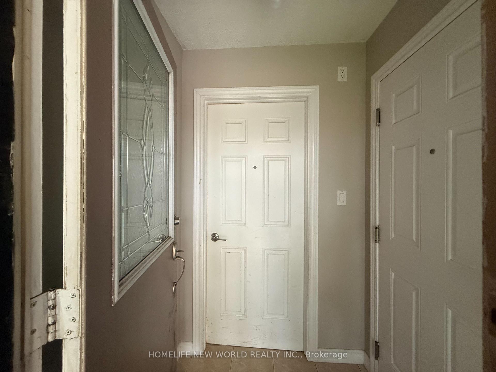 Photo 3 of Unit Upper, 12 Jacob Drive, Whitby, Lynde Creek — HOMEH
