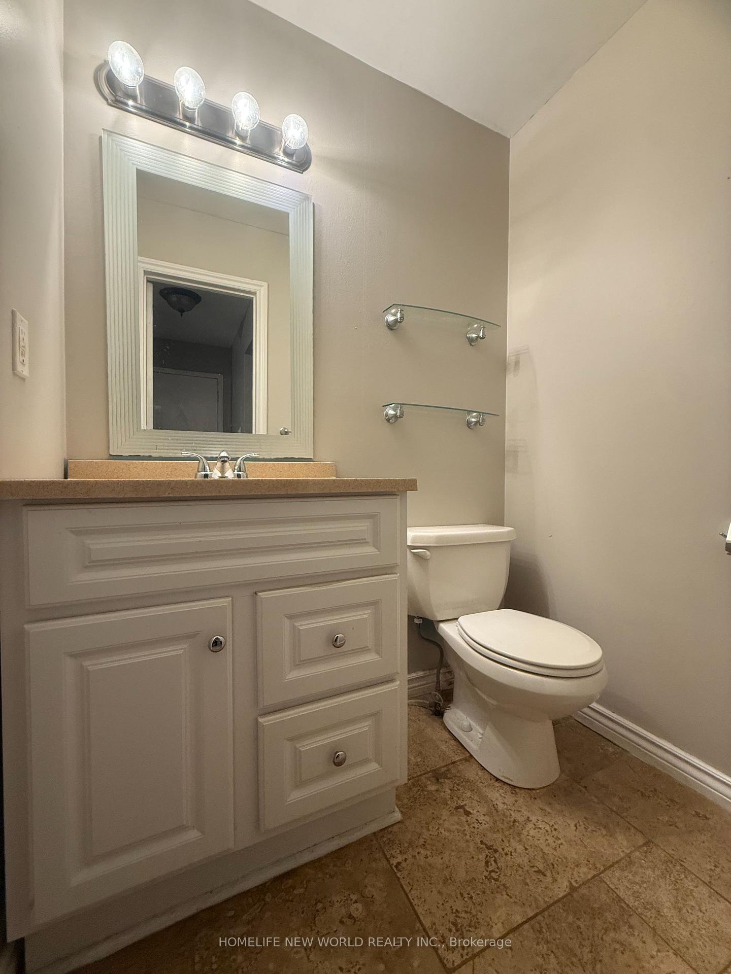 Photo 8 of Unit Upper, 12 Jacob Drive, Whitby, Lynde Creek — HOMEH