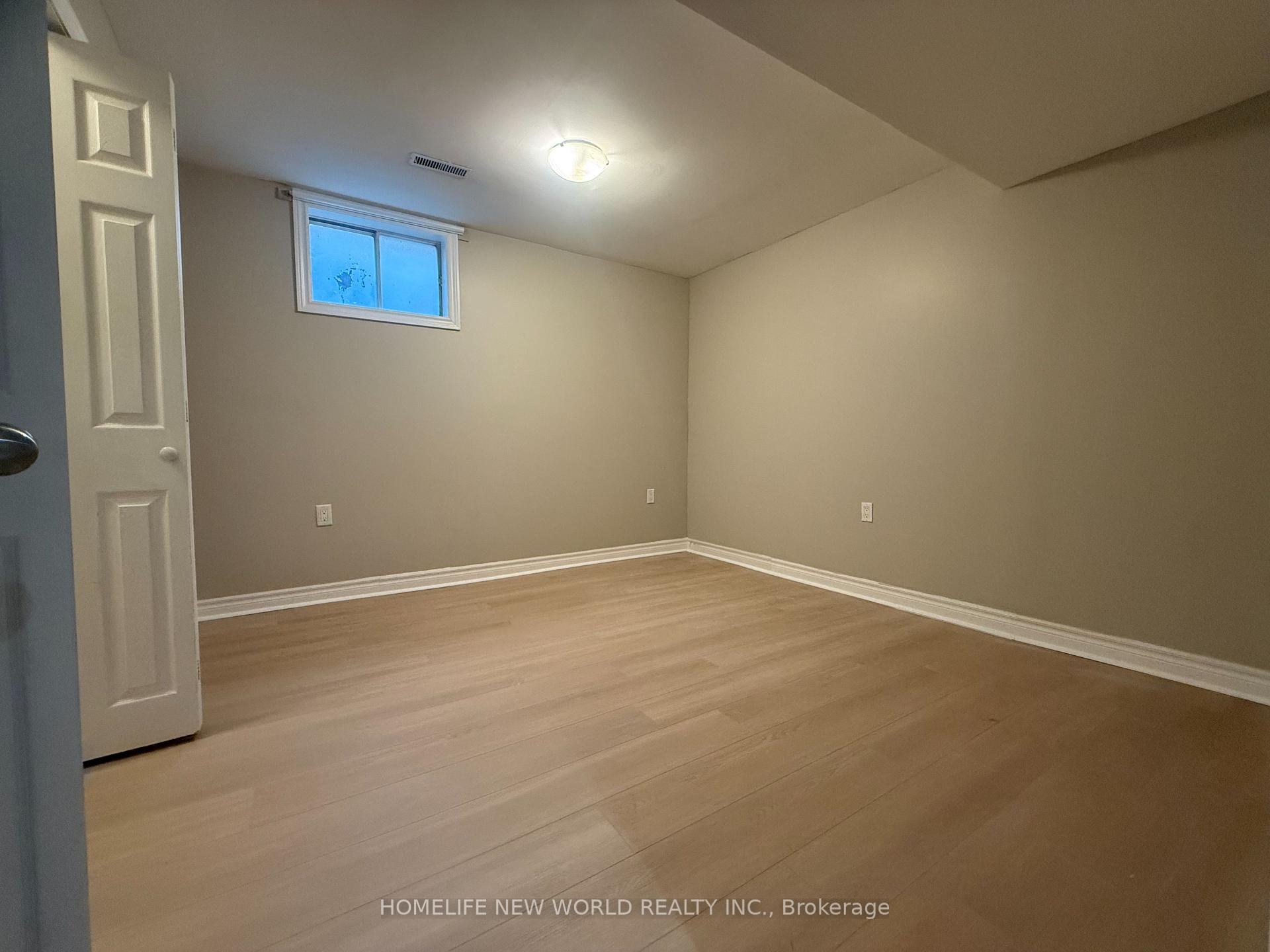Photo 13 of Unit Upper, 12 Jacob Drive, Whitby, Lynde Creek — HOMEH