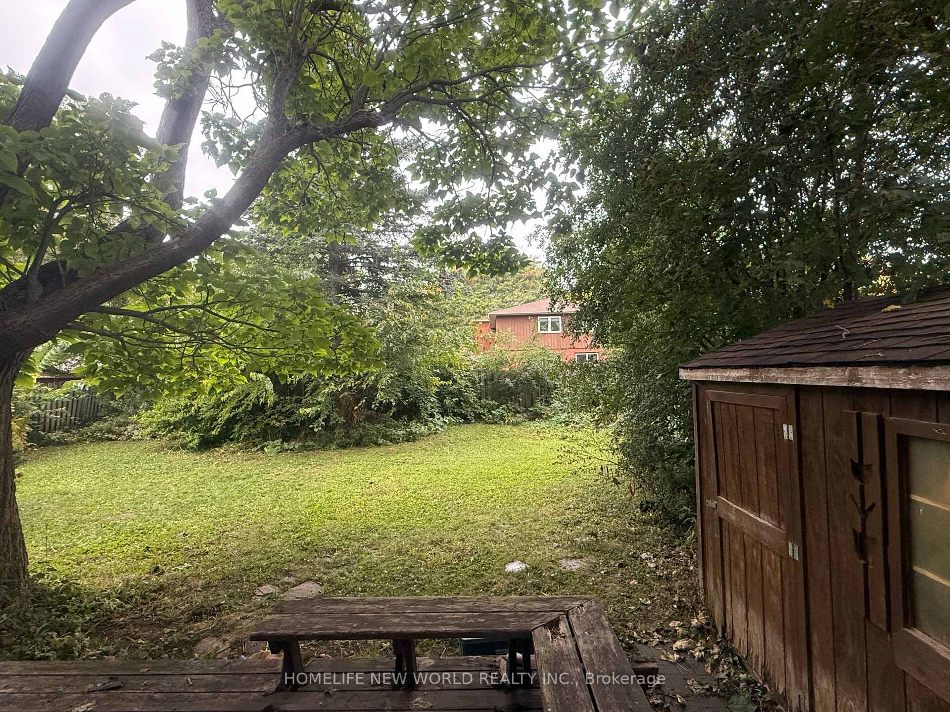Photo 22 of Unit Upper, 12 Jacob Drive, Whitby, Lynde Creek — HOMEH