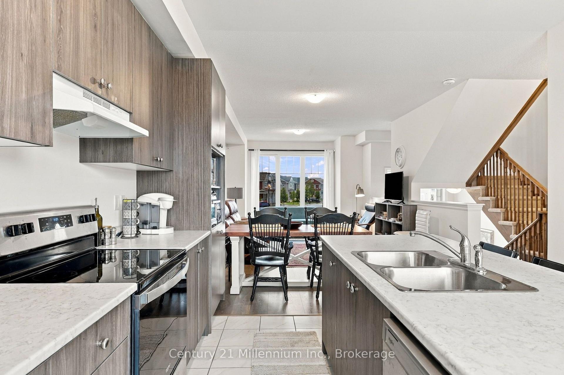 Photo 11 of 70 Sandhill Crane Drive, Wasaga Beach — HOMEH