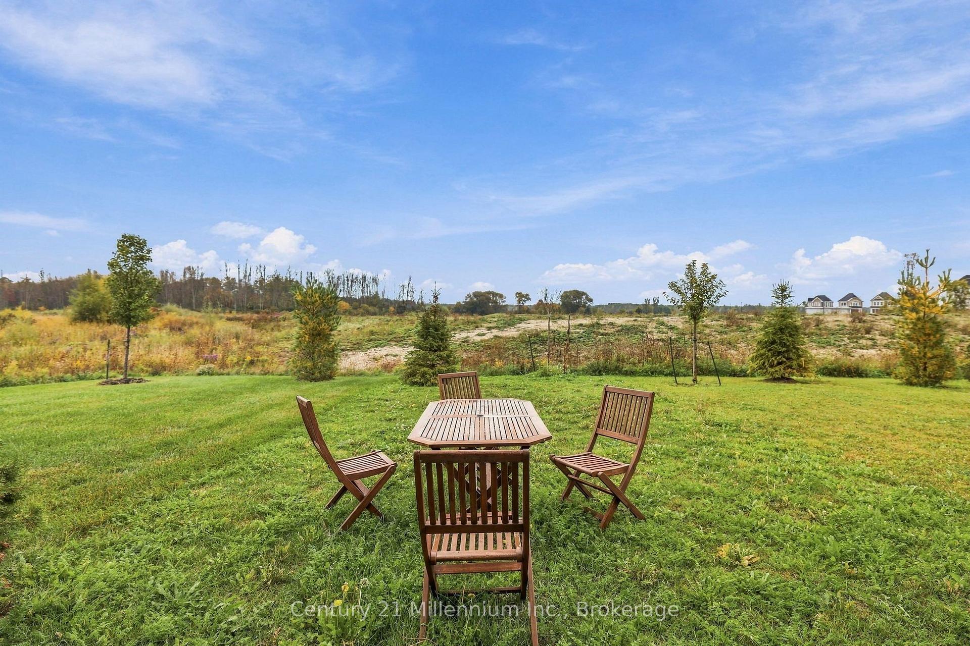 Photo 35 of 70 Sandhill Crane Drive, Wasaga Beach — HOMEH