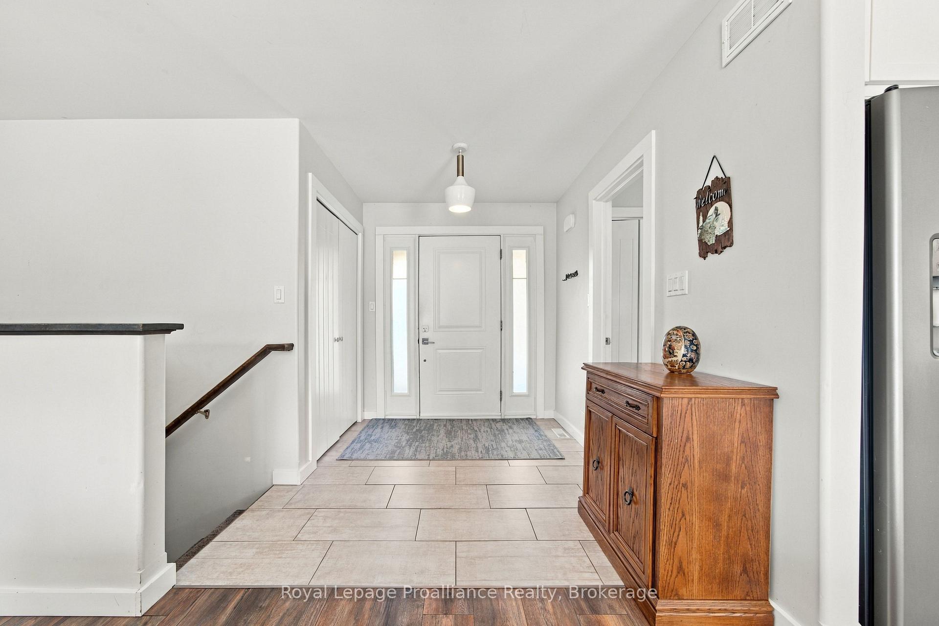 Photo 6 of 1390a Mudcat Road, Belleville, Thurlow Ward — HOMEH