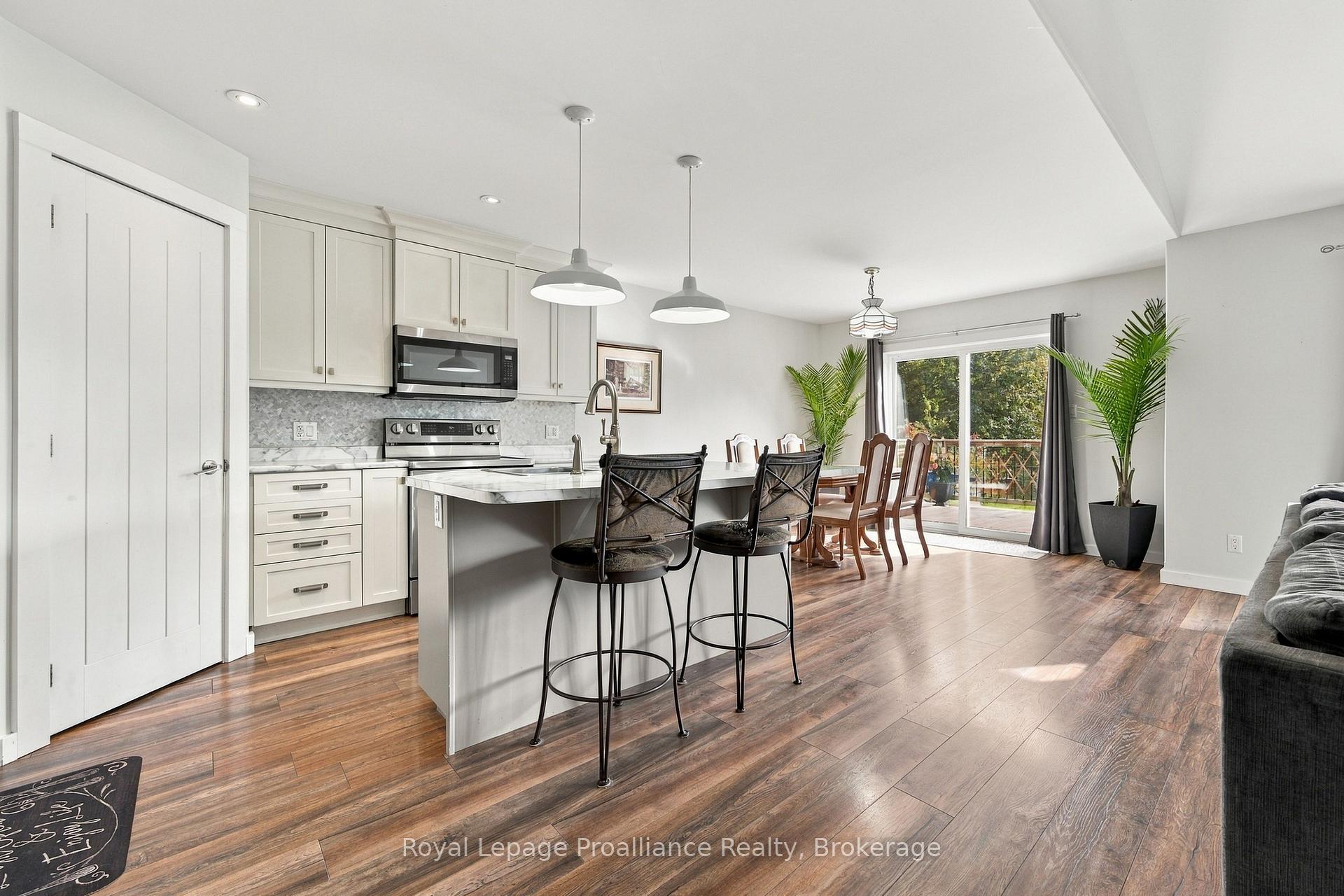 Photo 10 of 1390a Mudcat Road, Belleville, Thurlow Ward — HOMEH