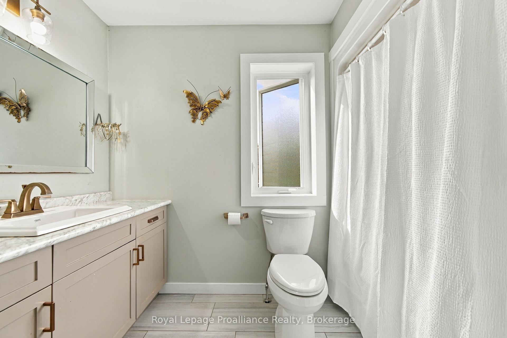 Photo 14 of 1390a Mudcat Road, Belleville, Thurlow Ward — HOMEH