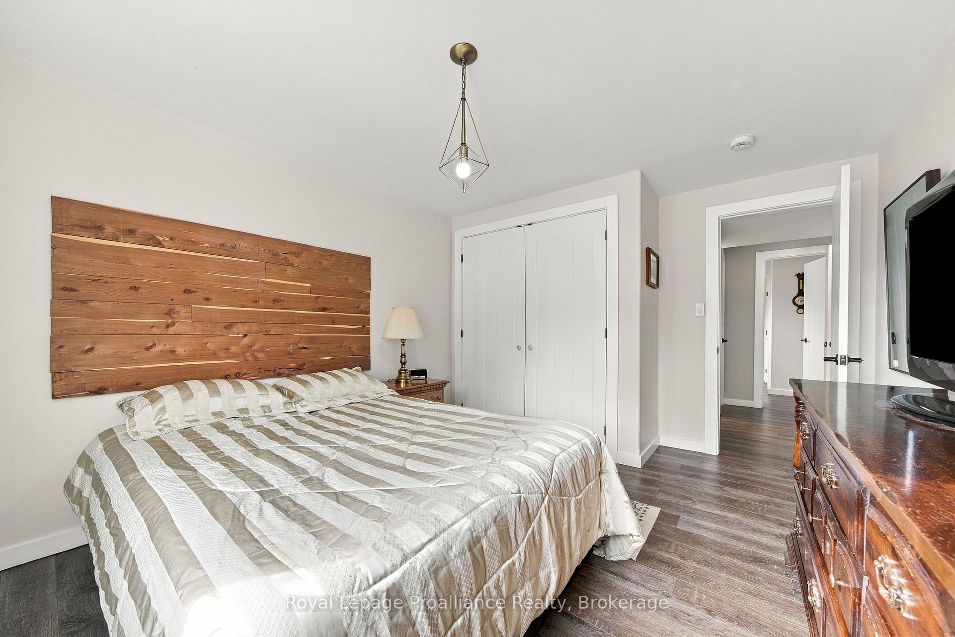 Photo 16 of 1390a Mudcat Road, Belleville, Thurlow Ward — HOMEH