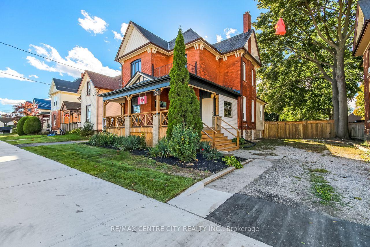 Photo 2 of 20 Alma Street, St. Thomas — HOMEH