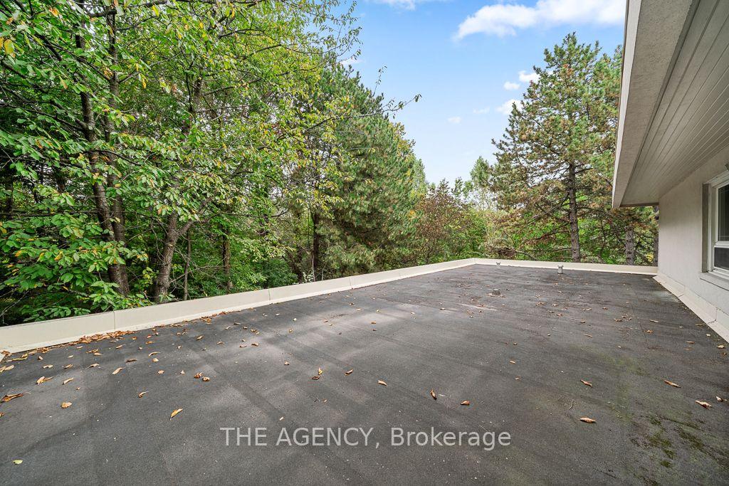 Photo 16 of 48 Silvergrove Road, North York, St. Andrew-Windfields — HOMEH