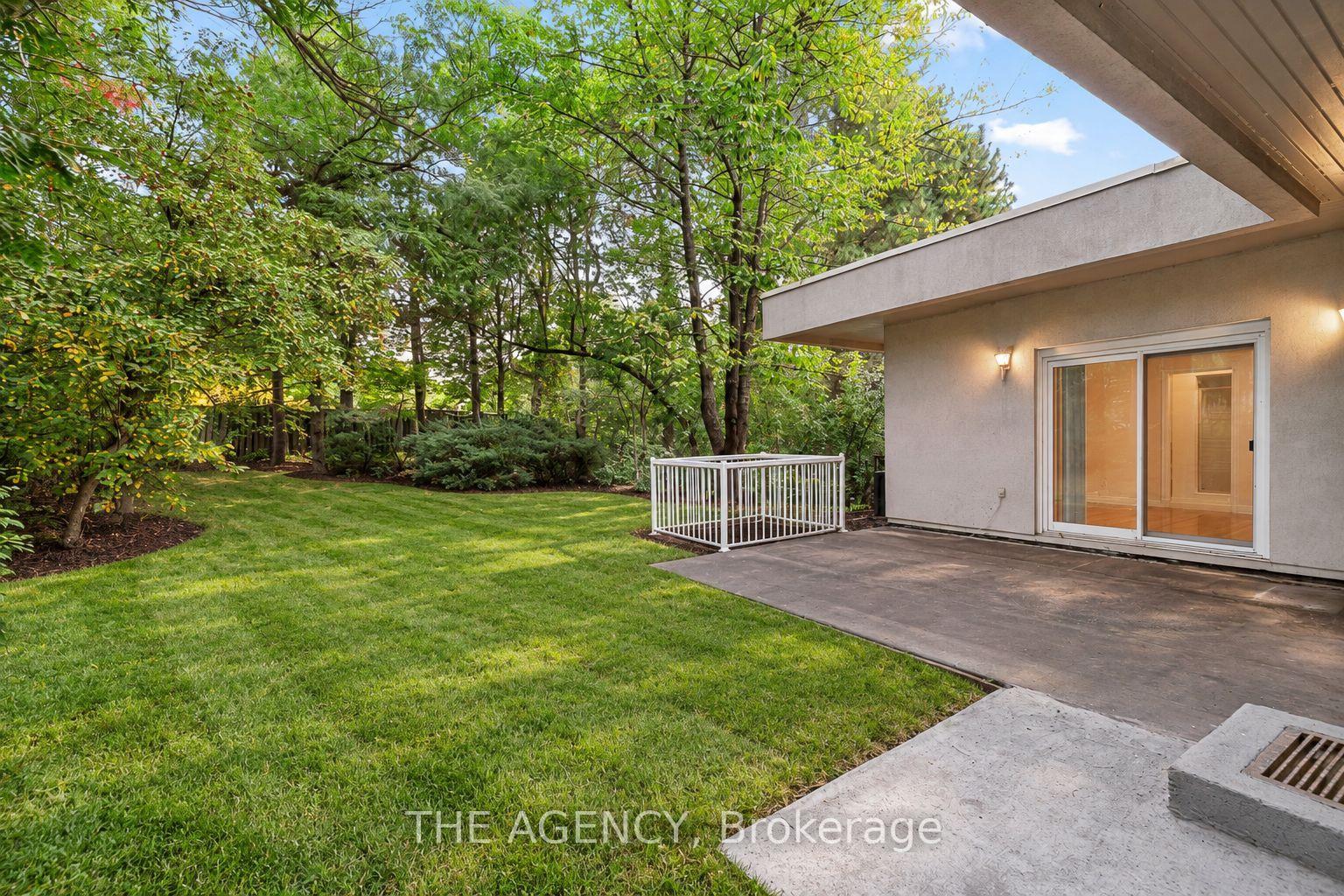 Photo 23 of 48 Silvergrove Road, North York, St. Andrew-Windfields — HOMEH