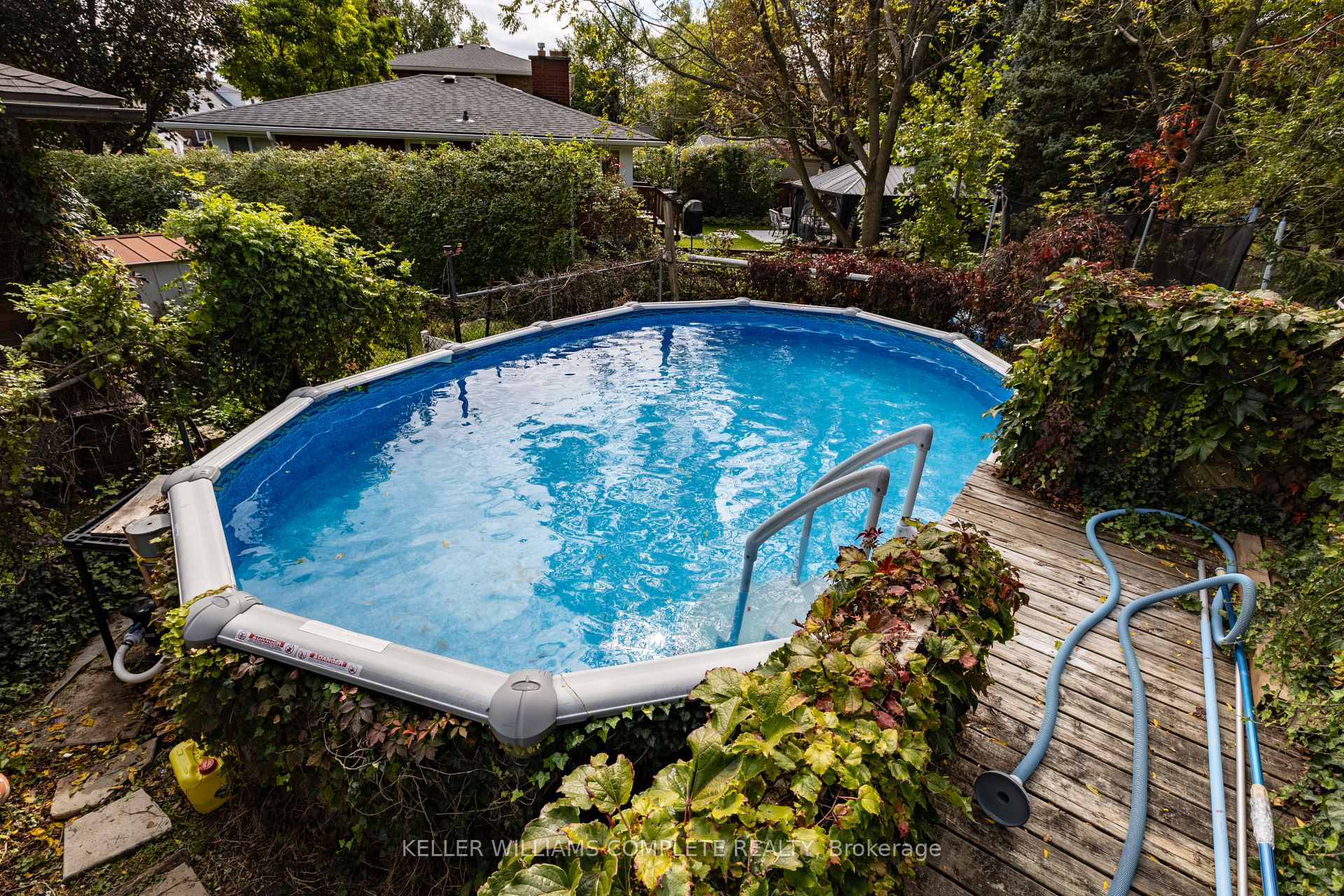 Photo 7 of 9 Glen Avenue, St. Catharines, Western Hill — HOMEH