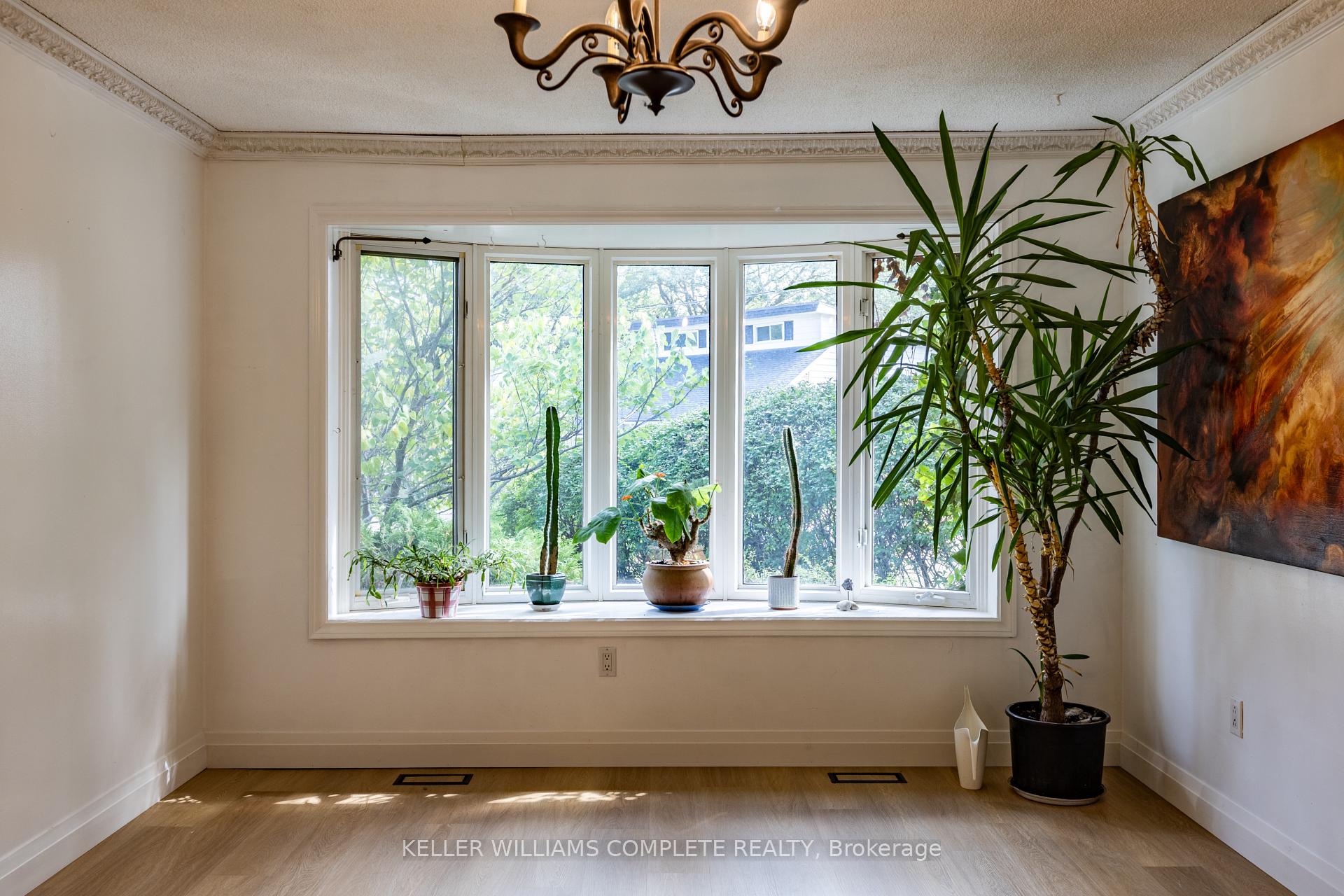 Photo 22 of 9 Glen Avenue, St. Catharines, Western Hill — HOMEH