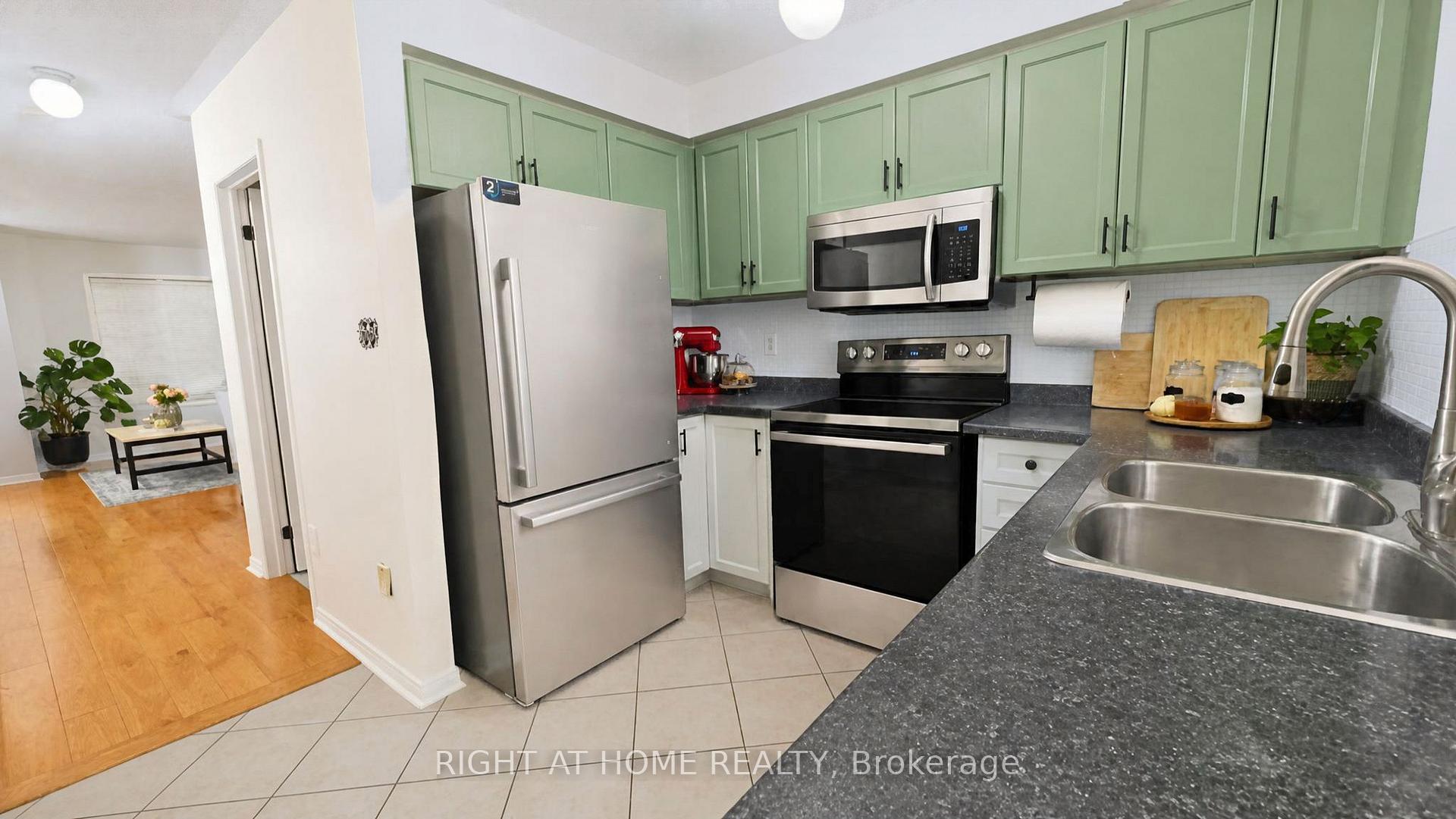 Photo 30 of Unit BL43, 43 Brickworks Lane, Toronto, Junction Area — HOMEH