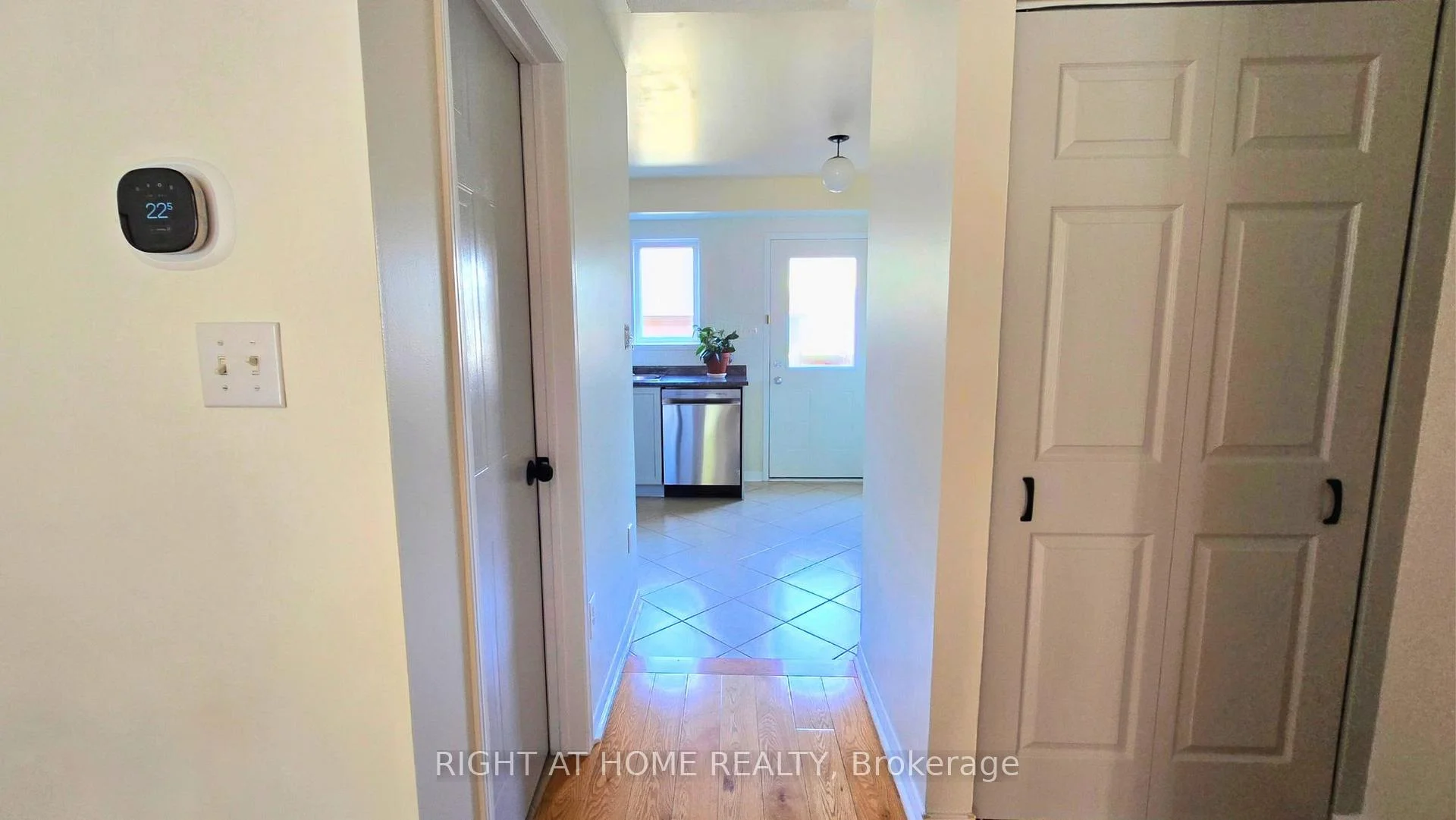 Photo 31 of Unit BL43, 43 Brickworks Lane, Toronto, Junction Area — HOMEH