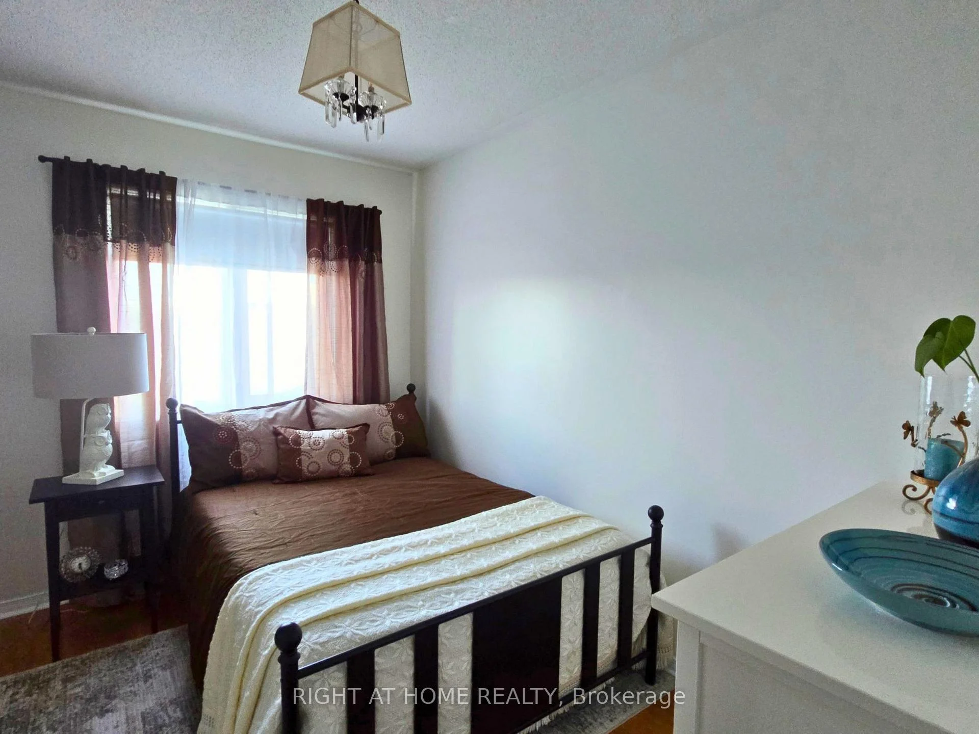 Photo 51 of Unit BL43, 43 Brickworks Lane, Toronto, Junction Area — HOMEH