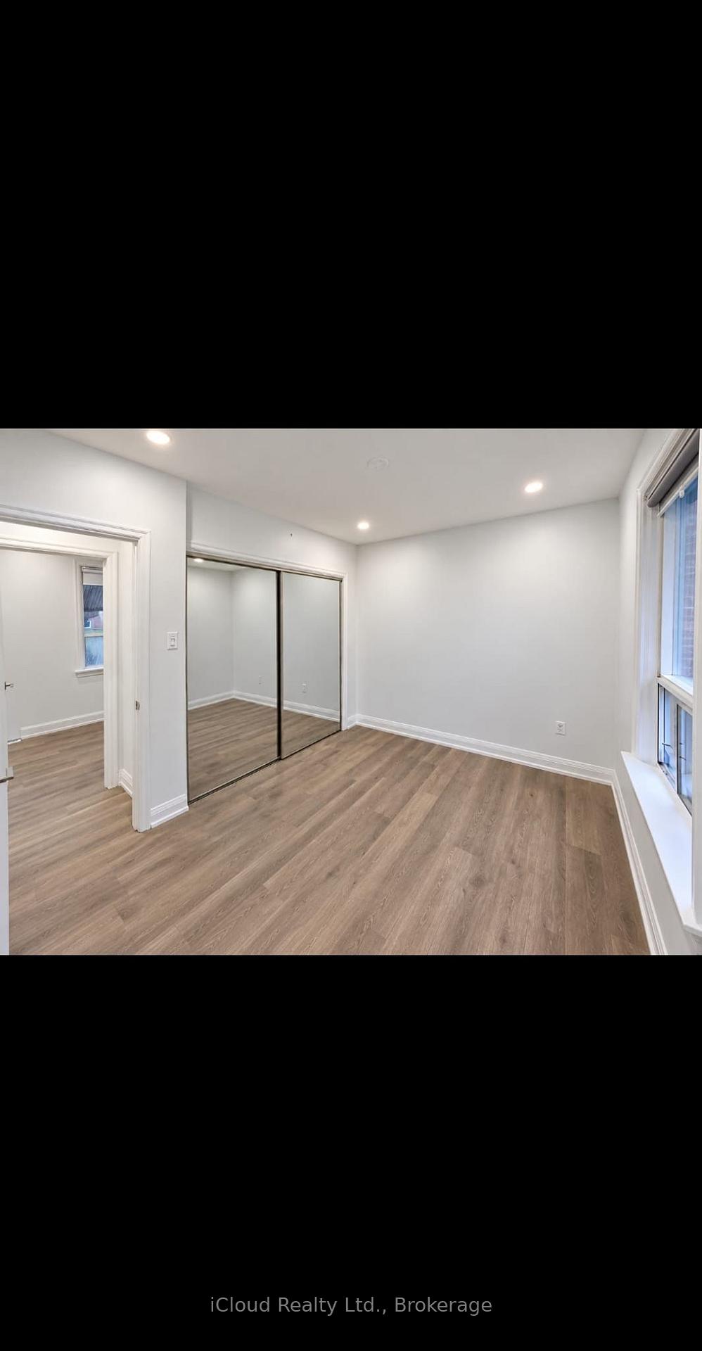 Photo 7 of Unit Upper, 27 Inchcliffe Crescent, Etobicoke, Humber Heights — HOMEH