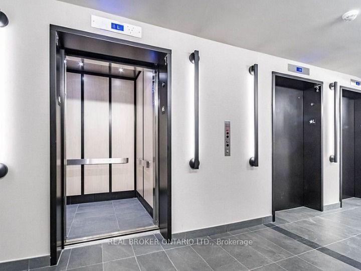Photo 5 of Unit 922, 1 Jarvis Street E, Hamilton, Beasley — HOMEH