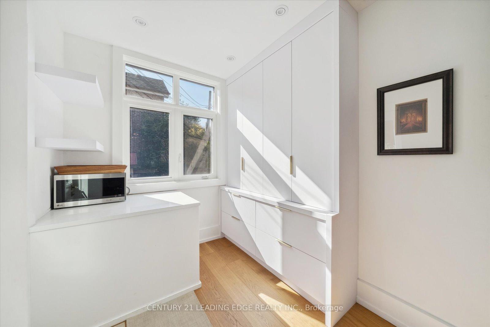 Photo 25 of 888 Manning Avenue, Toronto, The Annex — HOMEH