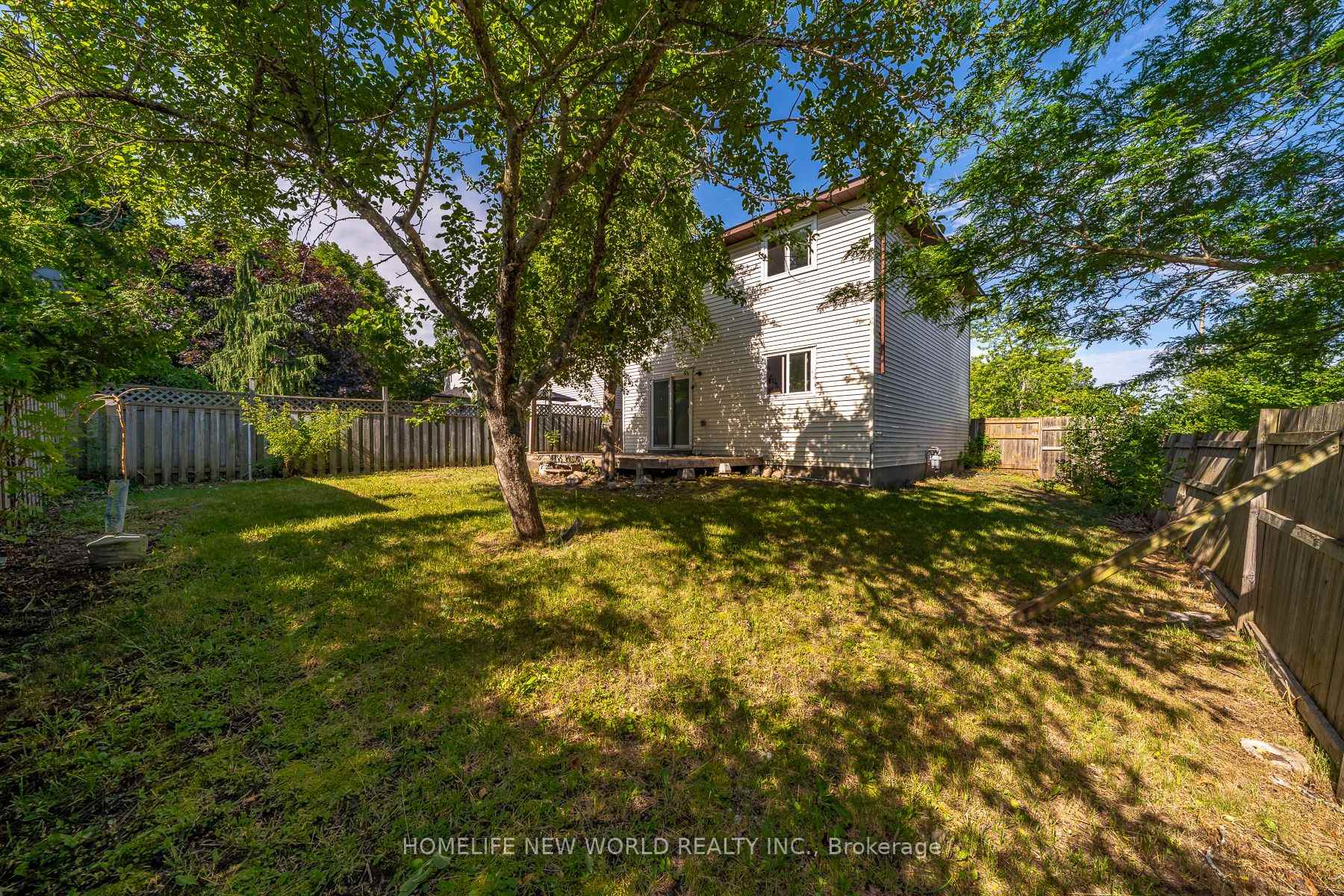 Photo 26 of 341 Hickling Trail, Barrie, Grove East — HOMEH
