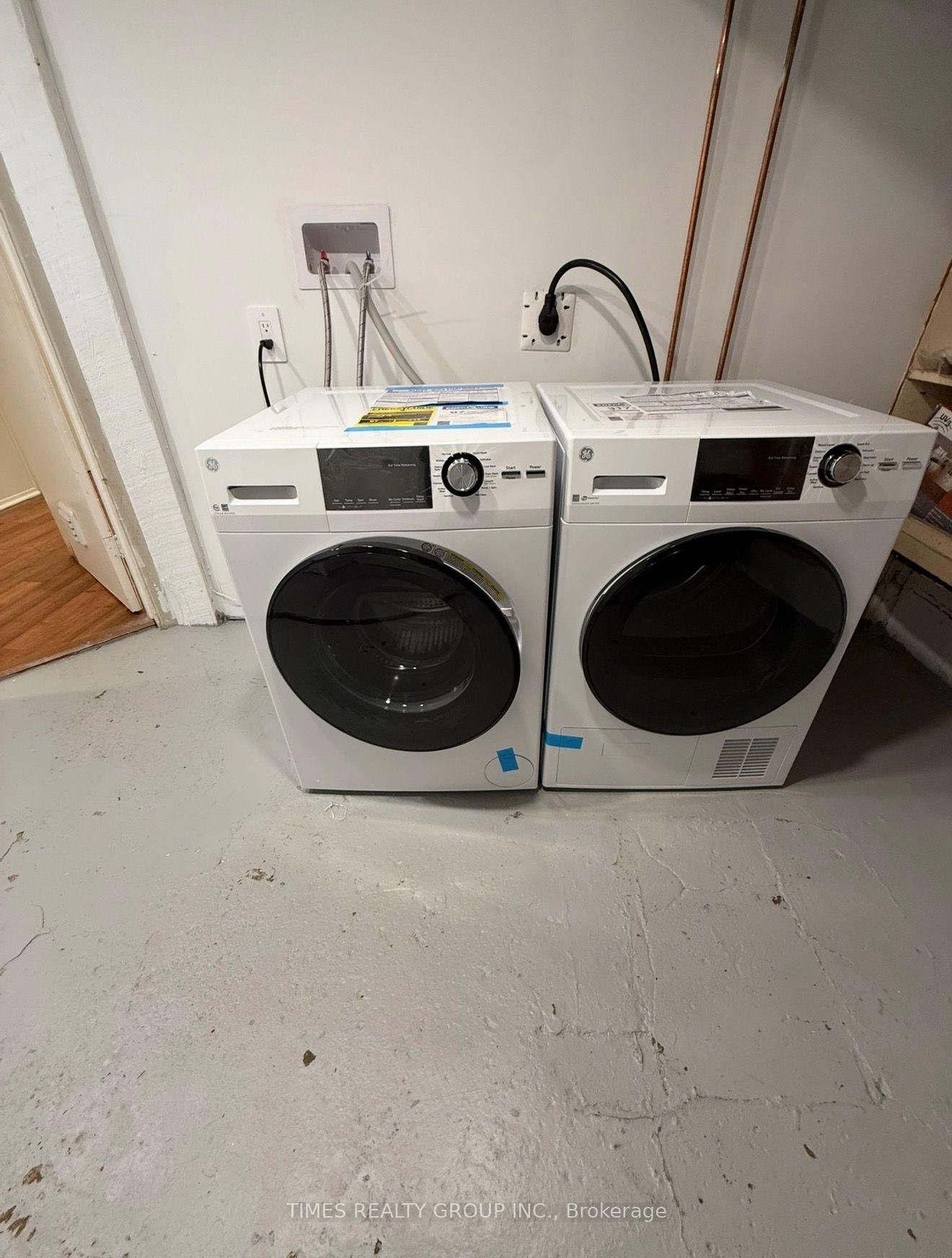 Photo 6 of Unit Lower, 24 Coolmine Road, Toronto, Little Portugal — HOMEH