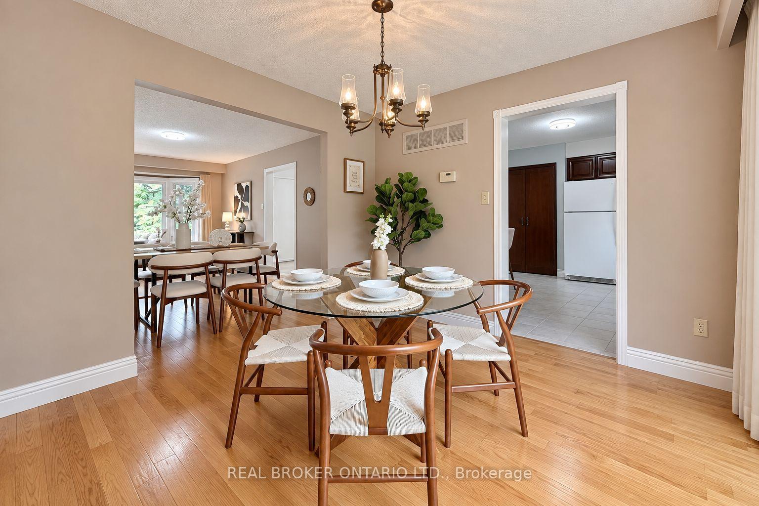 Photo 6 of 89 Bushmills Square, Scarborough, Agincourt North — HOMEH