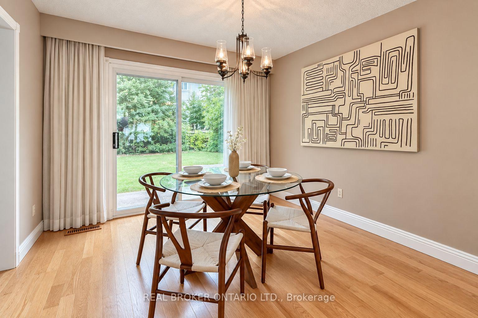 Photo 8 of 89 Bushmills Square, Scarborough, Agincourt North — HOMEH