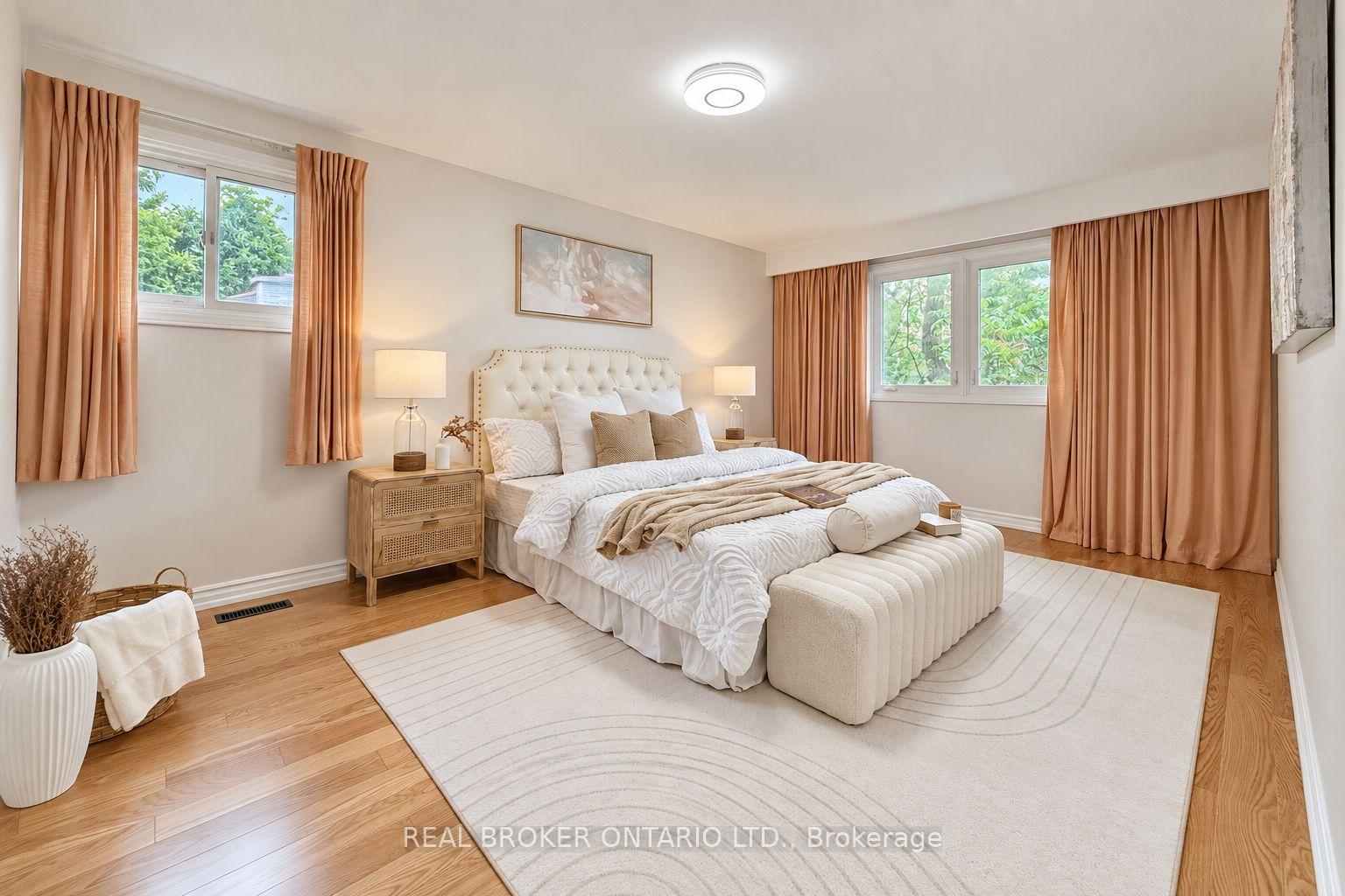 Photo 16 of 89 Bushmills Square, Scarborough, Agincourt North — HOMEH