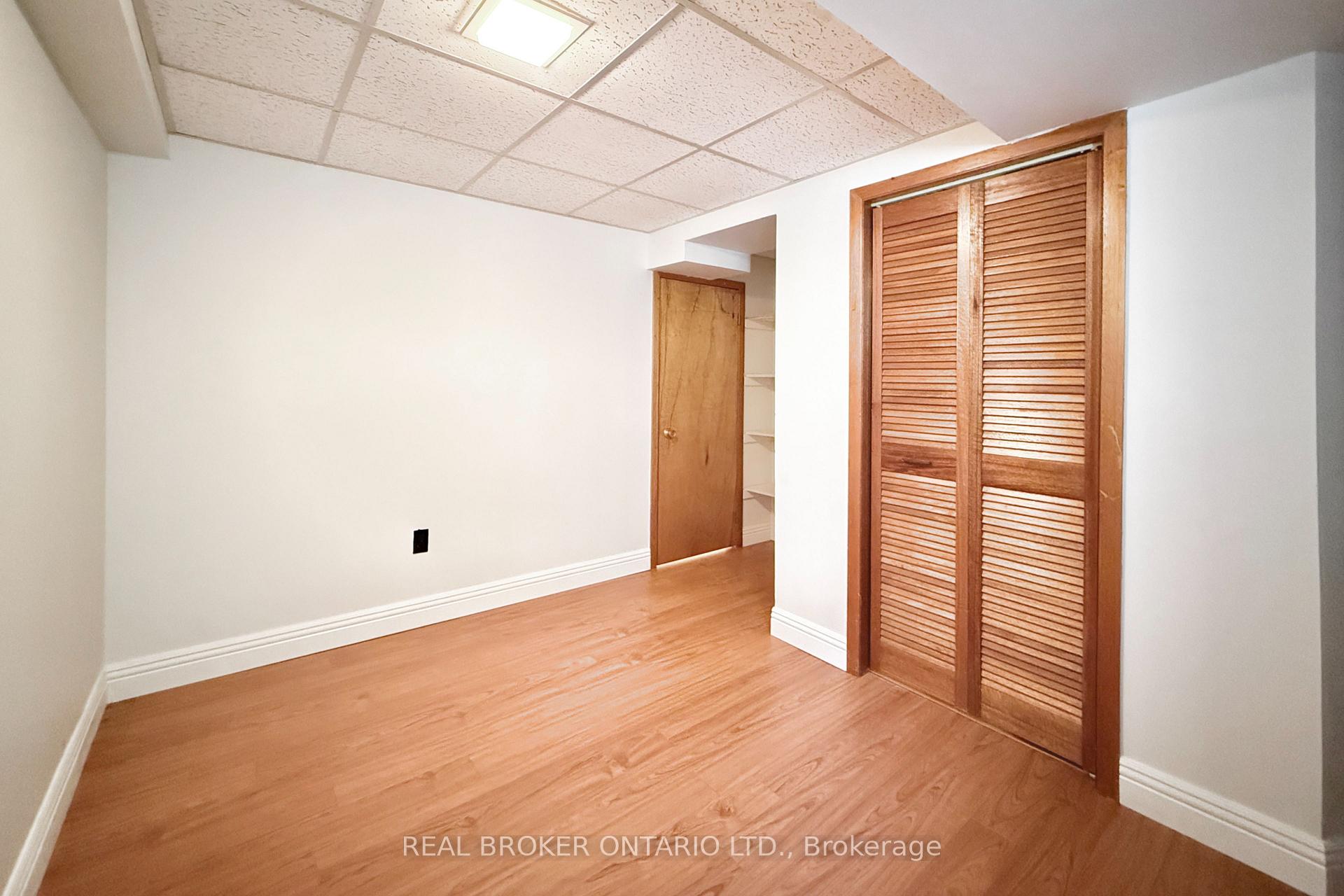 Photo 27 of 89 Bushmills Square, Scarborough, Agincourt North — HOMEH
