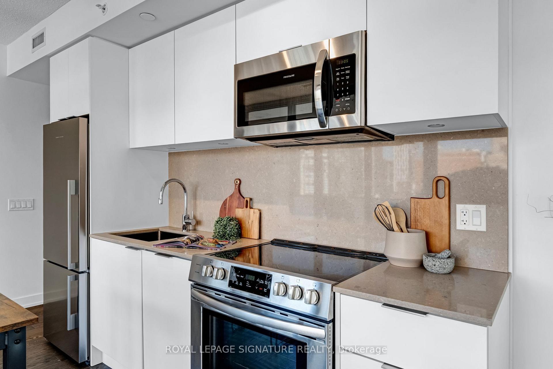 Photo 12 of Unit 1212, 25 Richmond Street E, Toronto, Church-Yonge Corridor — HOMEH