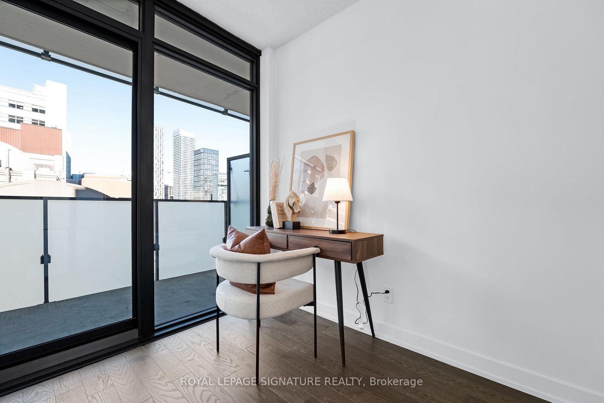 Photo 13 of Unit 1212, 25 Richmond Street E, Toronto, Church-Yonge Corridor — HOMEH