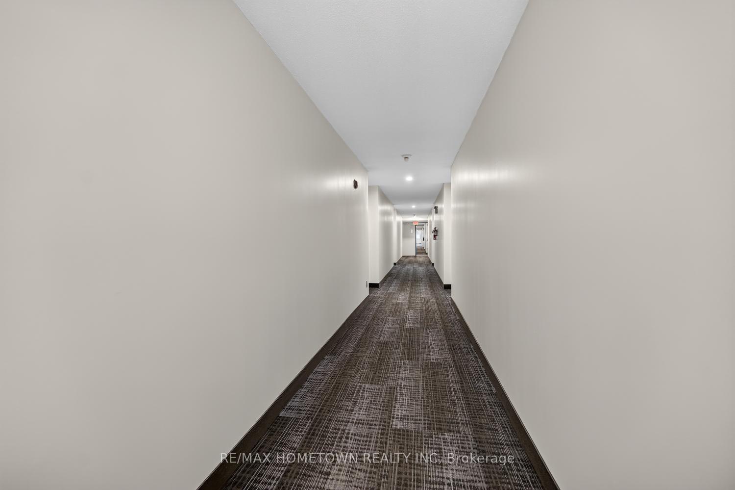 Photo 6 of Unit 209, 820 Laurier Boulevard, Brockville, Brockville — HOMEH
