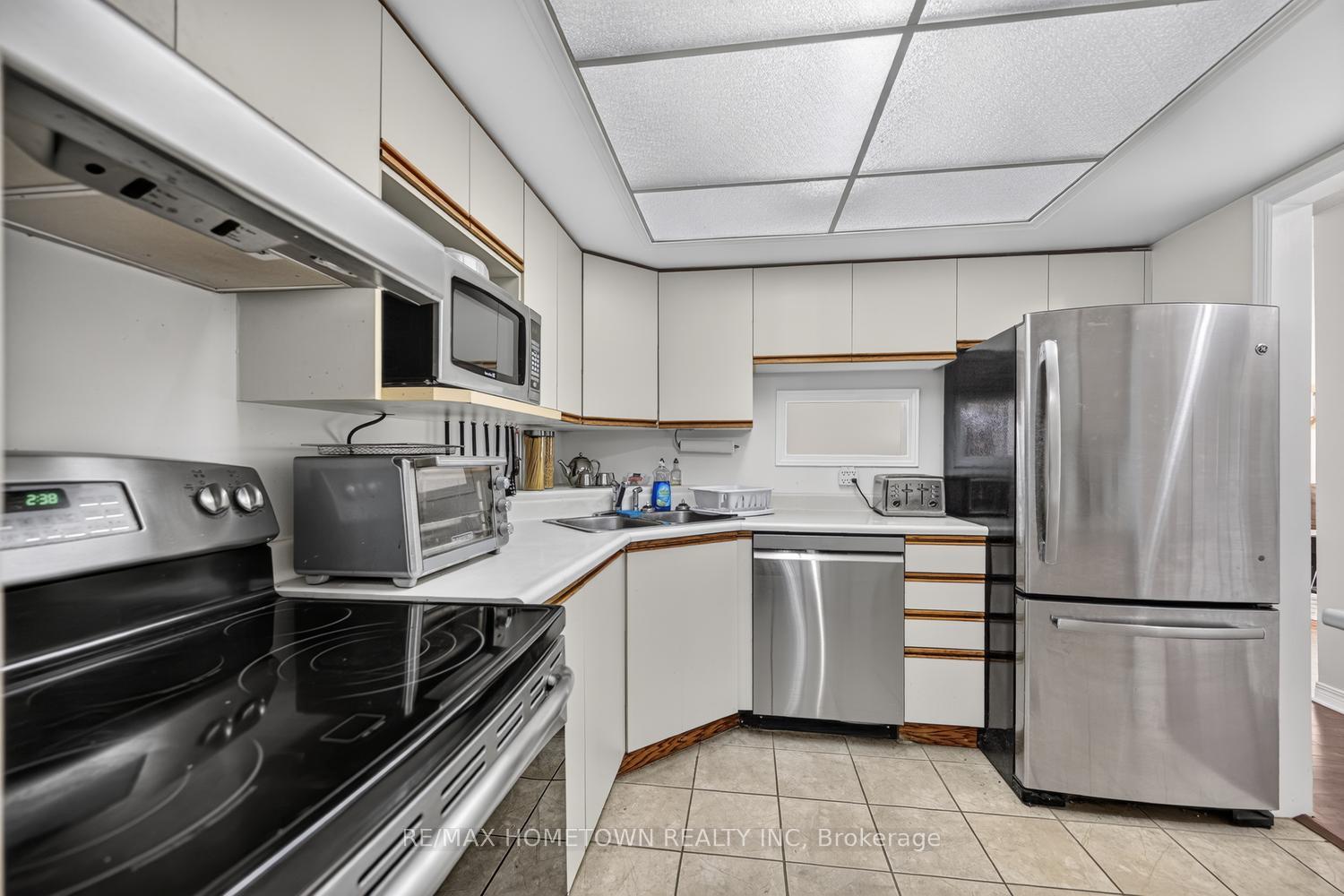 Photo 9 of Unit 209, 820 Laurier Boulevard, Brockville, Brockville — HOMEH