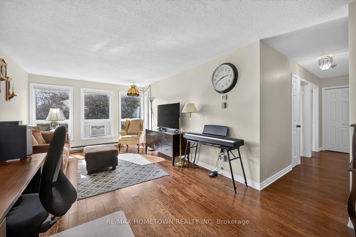 Photo 14 of Unit 209, 820 Laurier Boulevard, Brockville, Brockville — HOMEH