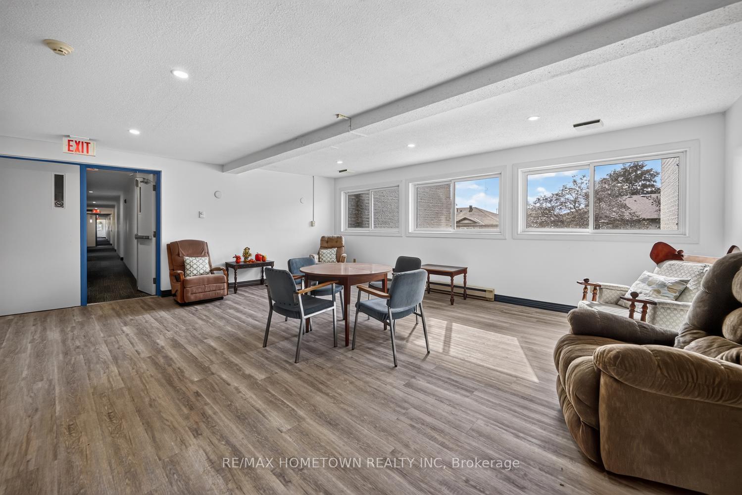 Photo 23 of Unit 209, 820 Laurier Boulevard, Brockville, Brockville — HOMEH