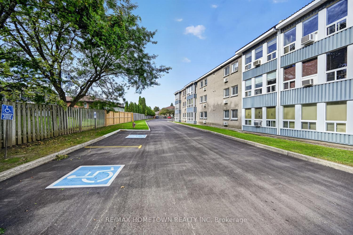Photo 31 of Unit 209, 820 Laurier Boulevard, Brockville, Brockville — HOMEH