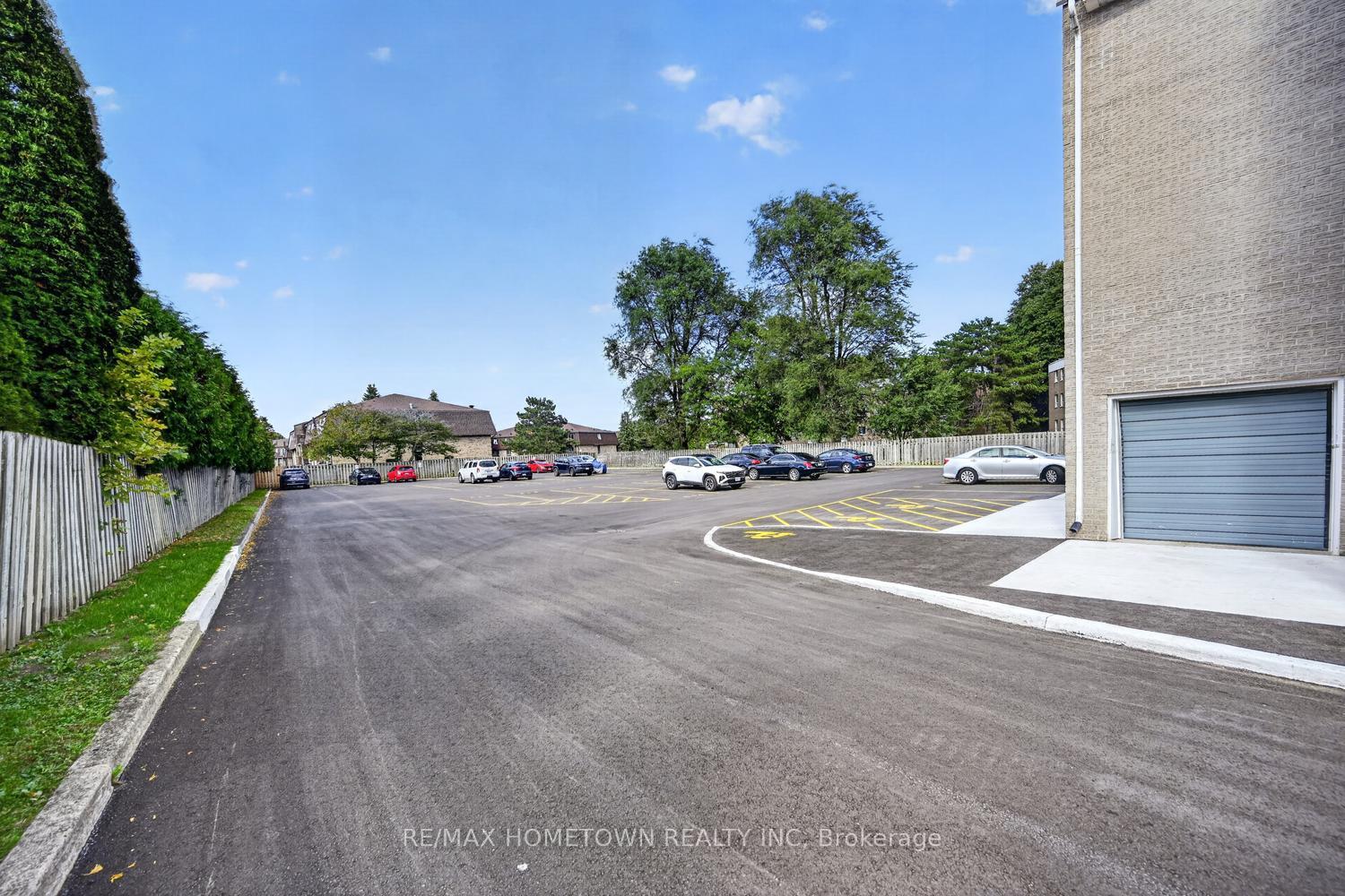 Photo 32 of Unit 209, 820 Laurier Boulevard, Brockville, Brockville — HOMEH