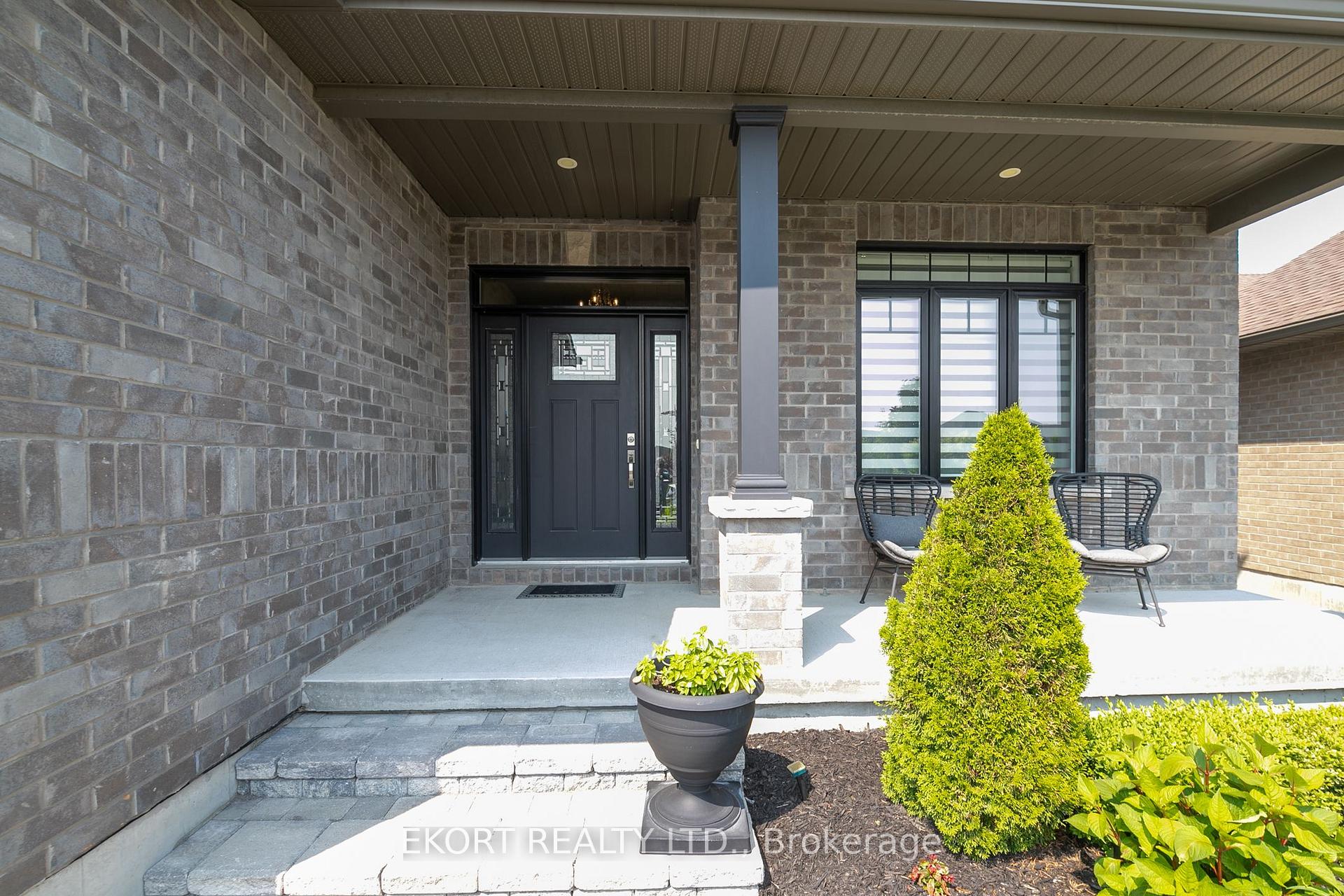 Photo 3 of 61 Hampton Ridge Drive, Belleville, Thurlow Ward — HOMEH