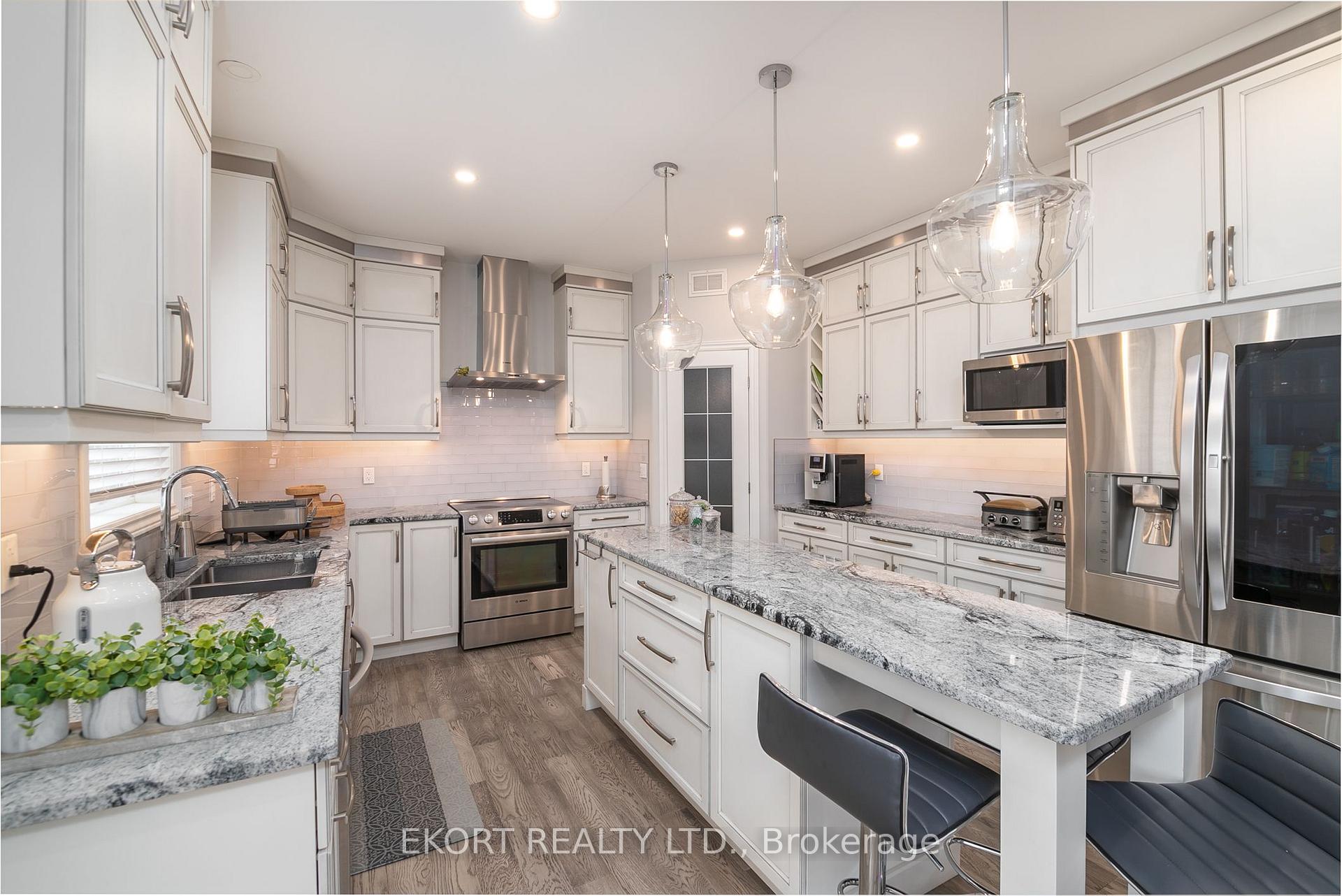 Photo 10 of 61 Hampton Ridge Drive, Belleville, Thurlow Ward — HOMEH