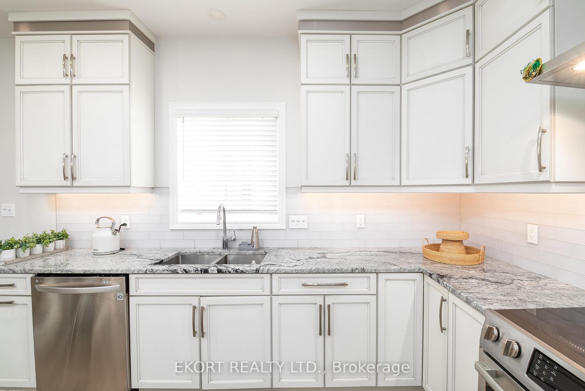 Photo 11 of 61 Hampton Ridge Drive, Belleville, Thurlow Ward — HOMEH
