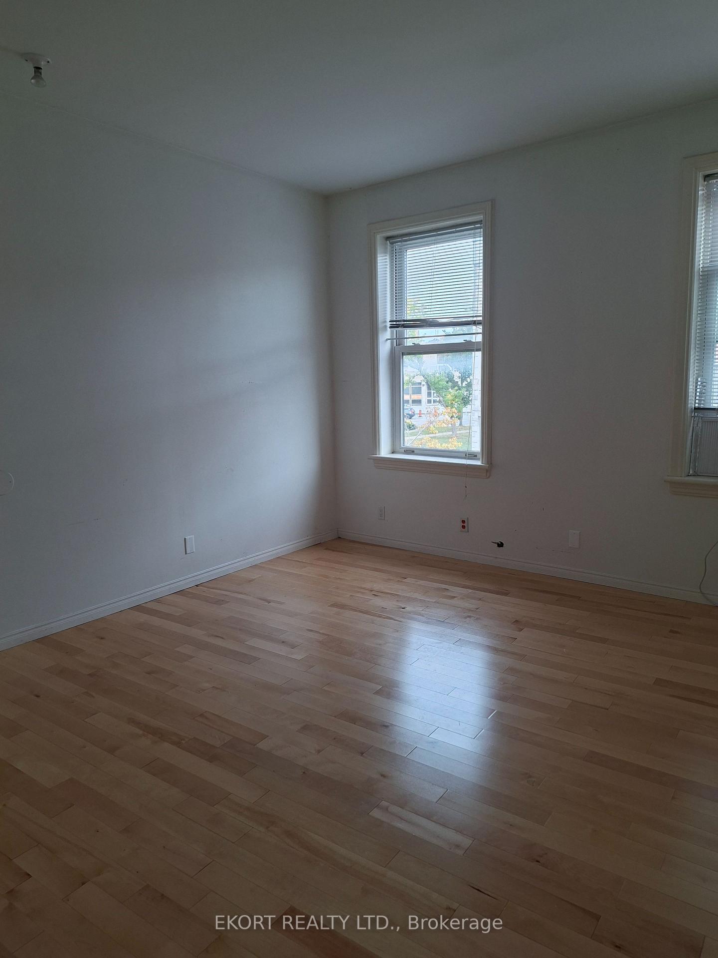 Photo 7 of 402 Front Street, Belleville, Belleville Ward — HOMEH