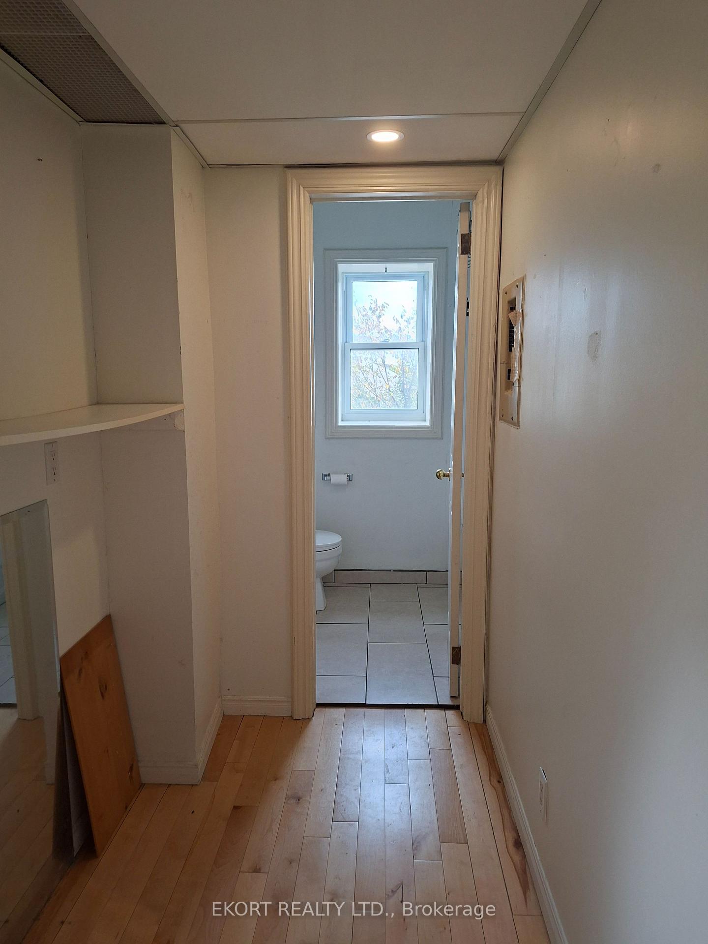 Photo 11 of 402 Front Street, Belleville, Belleville Ward — HOMEH
