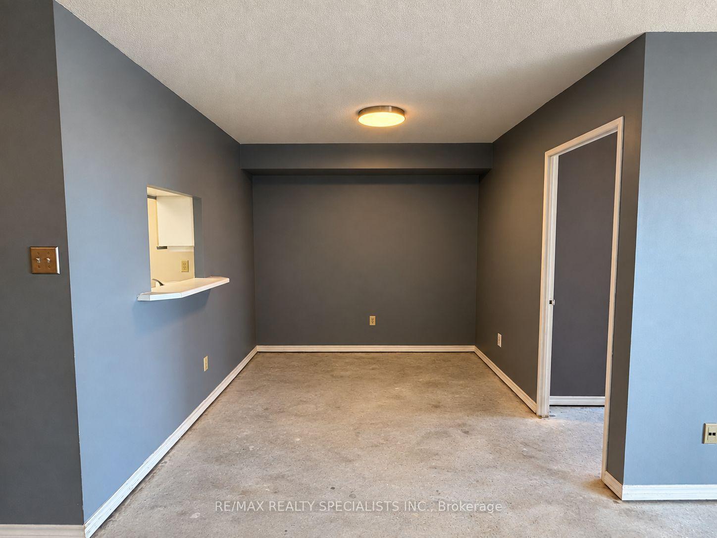 Photo 5 of Unit 2202, 285 Enfield Place, Mississauga, City Centre — HOMEH