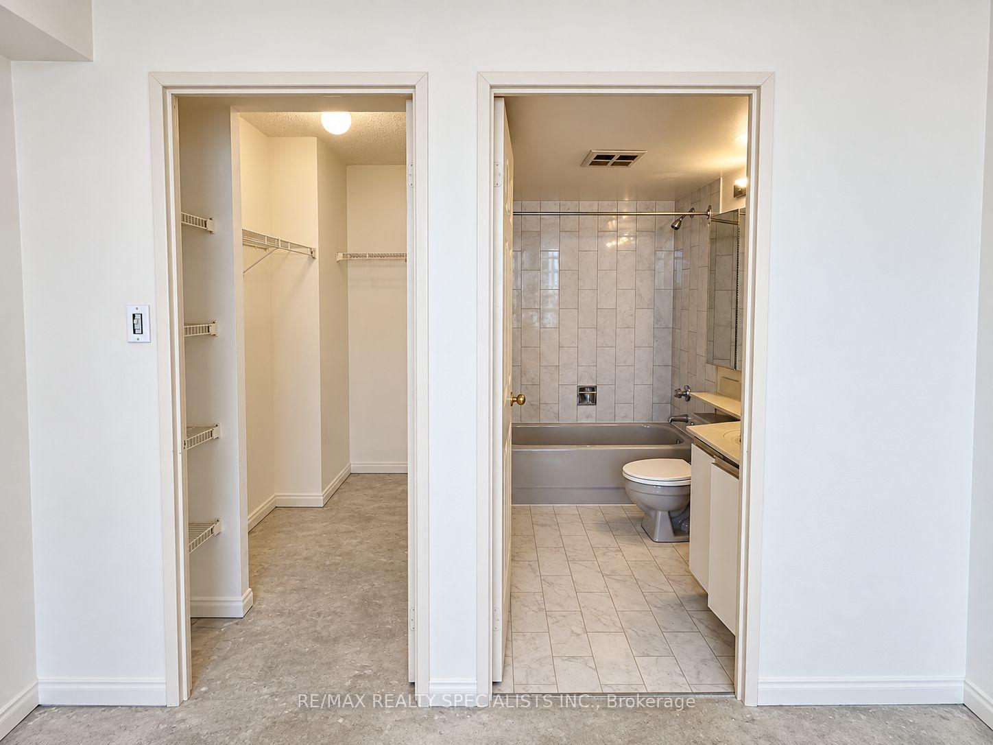 Photo 8 of Unit 2202, 285 Enfield Place, Mississauga, City Centre — HOMEH