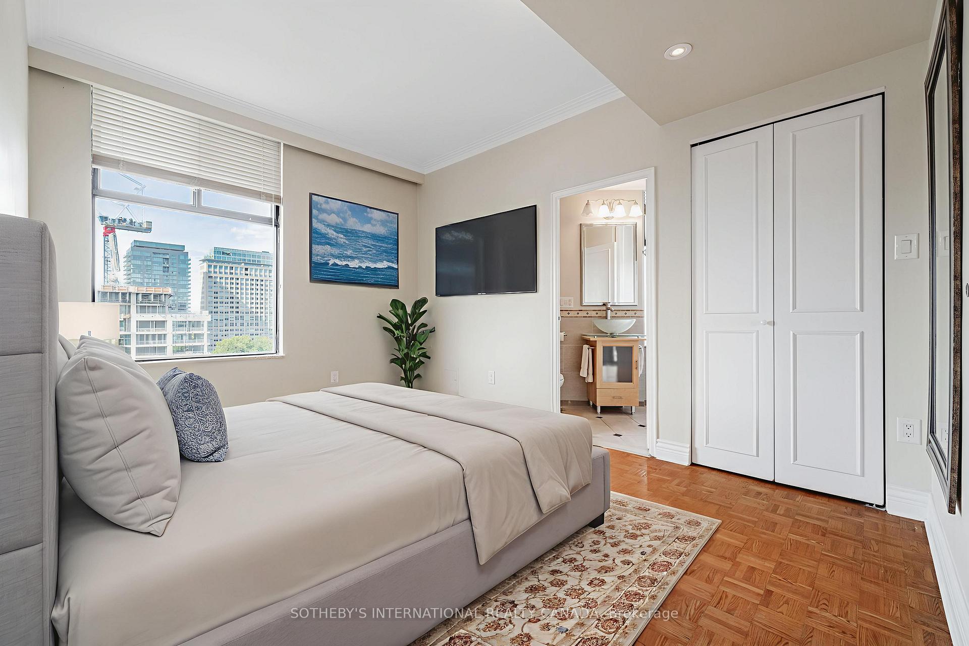Photo 25 of Unit 13, 423 Avenue Road, Toronto, Yonge-St. Clair — HOMEH