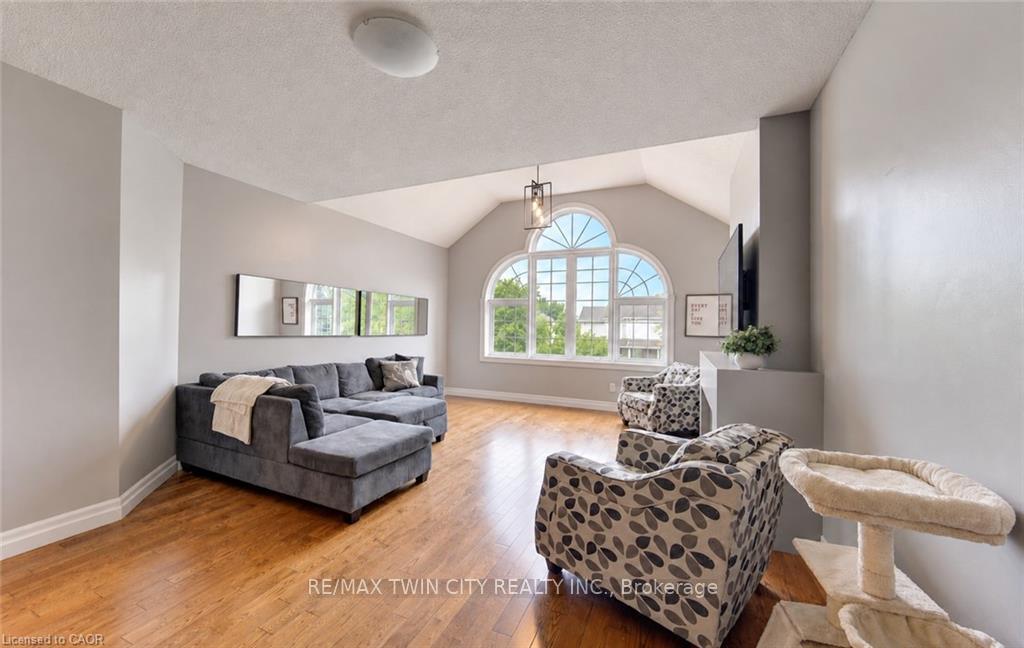 Photo 20 of 231 Steepleridge Street, Kitchener, Doon South — HOMEH