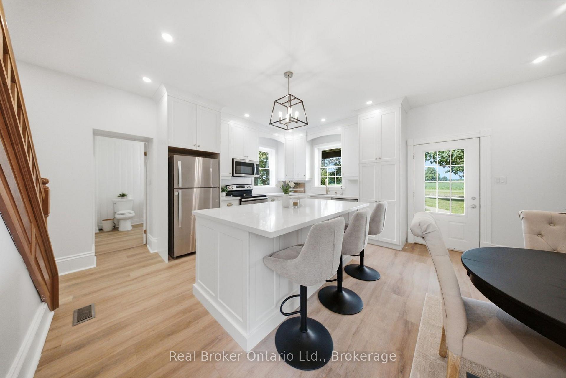 Photo 10 of 392 German School Road, Brant, South Dumfries — HOMEH