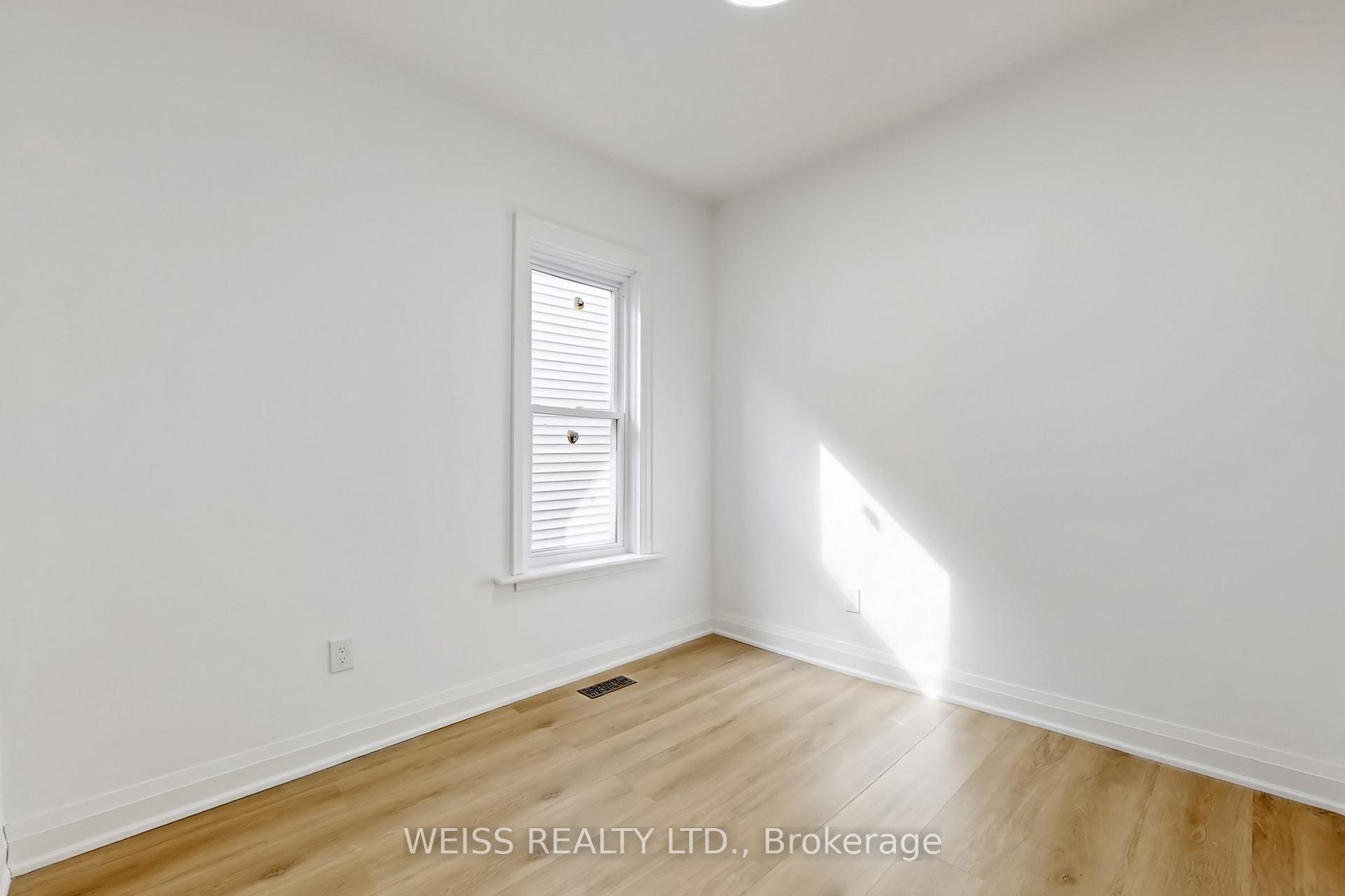 Photo 24 of 181 Talbot Street N, Norfolk, Simcoe — HOMEH