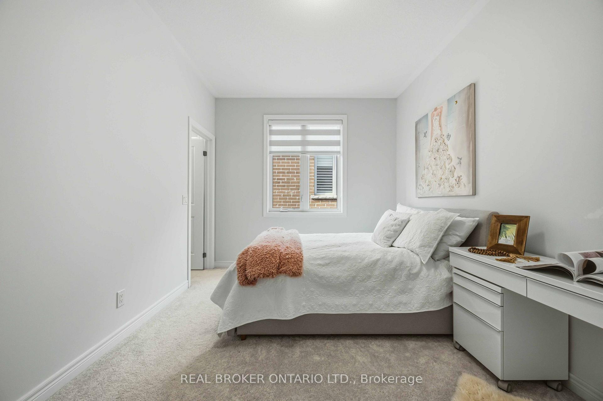 Photo 26 of 12 Seedling Crescent, Whitchurch-Stouffville, Stouffville — HOMEH