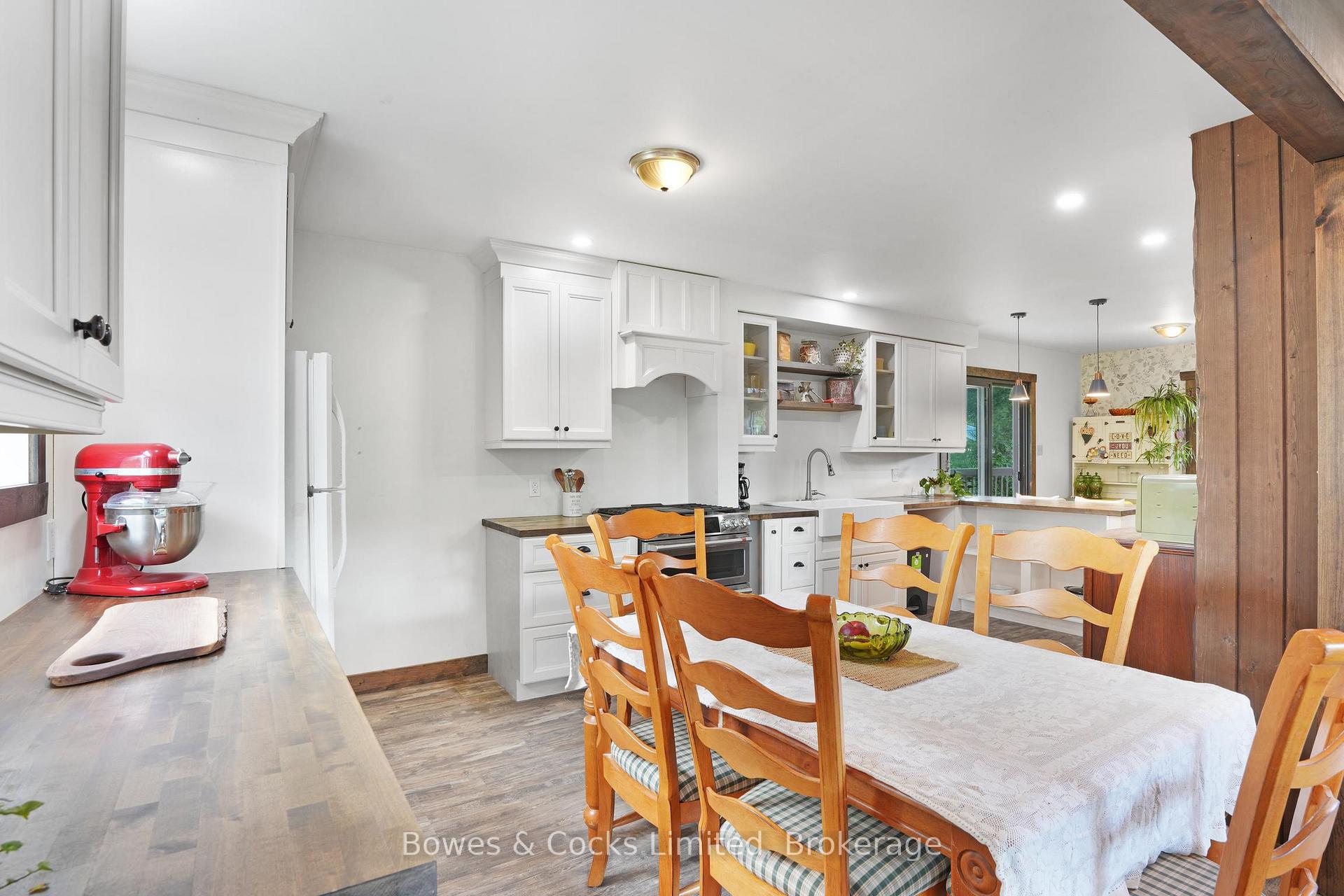 Photo 12 of 2885 Lower Faraday Road, Faraday — HOMEH