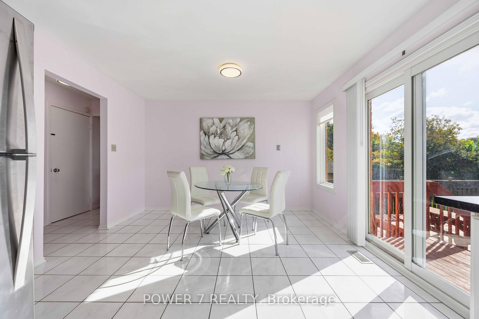Photo 25 of 98 Sullivan Drive, Ajax, Central — HOMEH